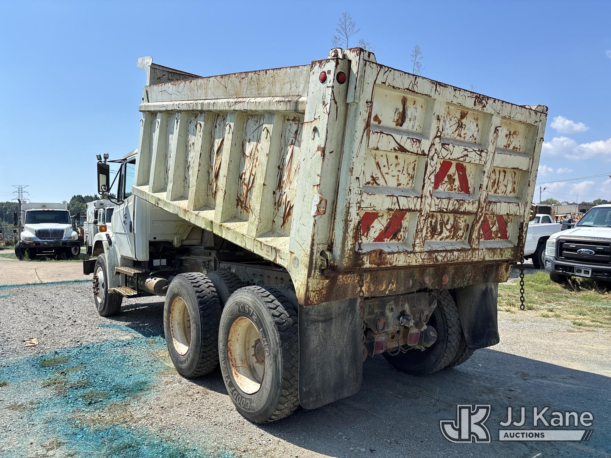 2003 Freightliner FL80