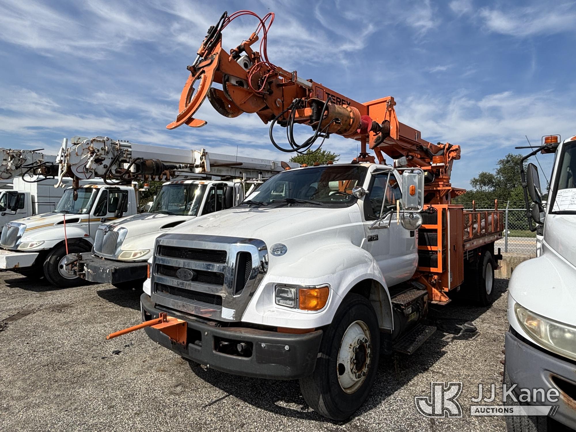 Photo of 2011 Ford F750