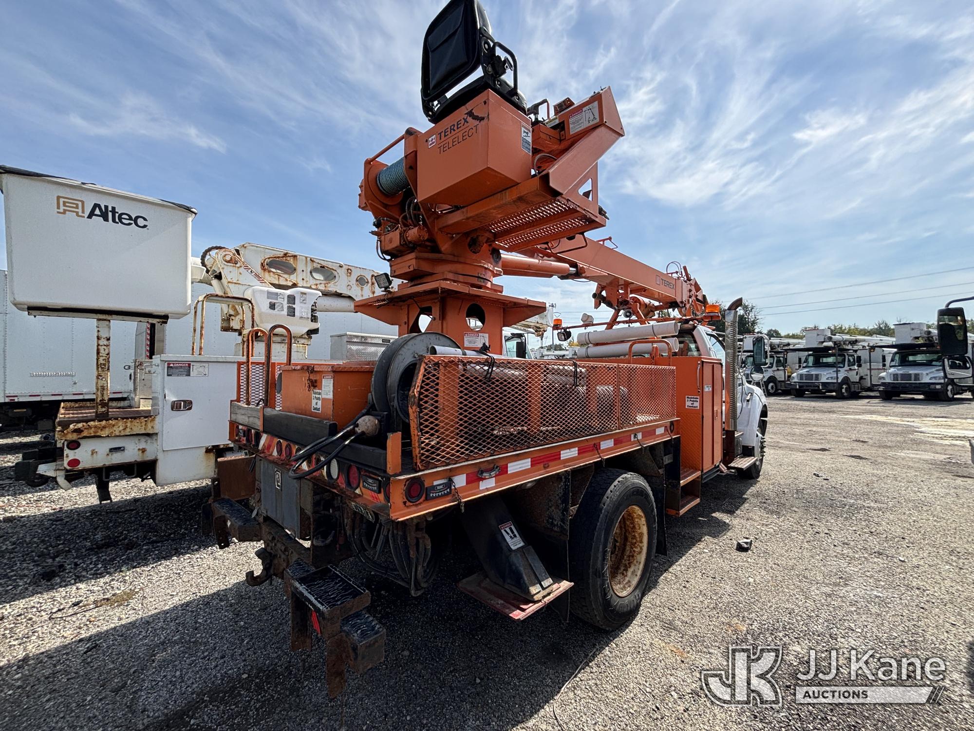 2011 Ford F750