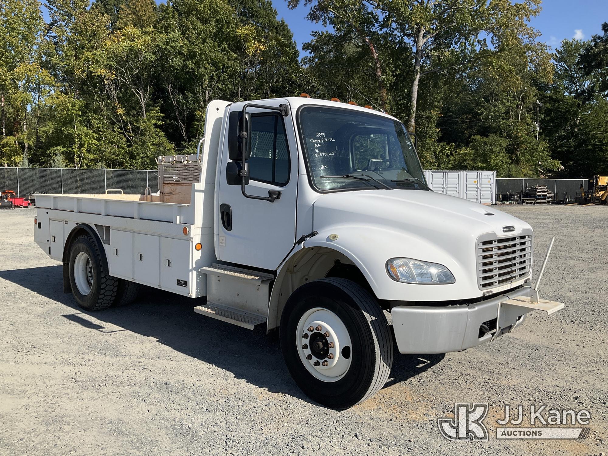 2019 Freightliner M2 106