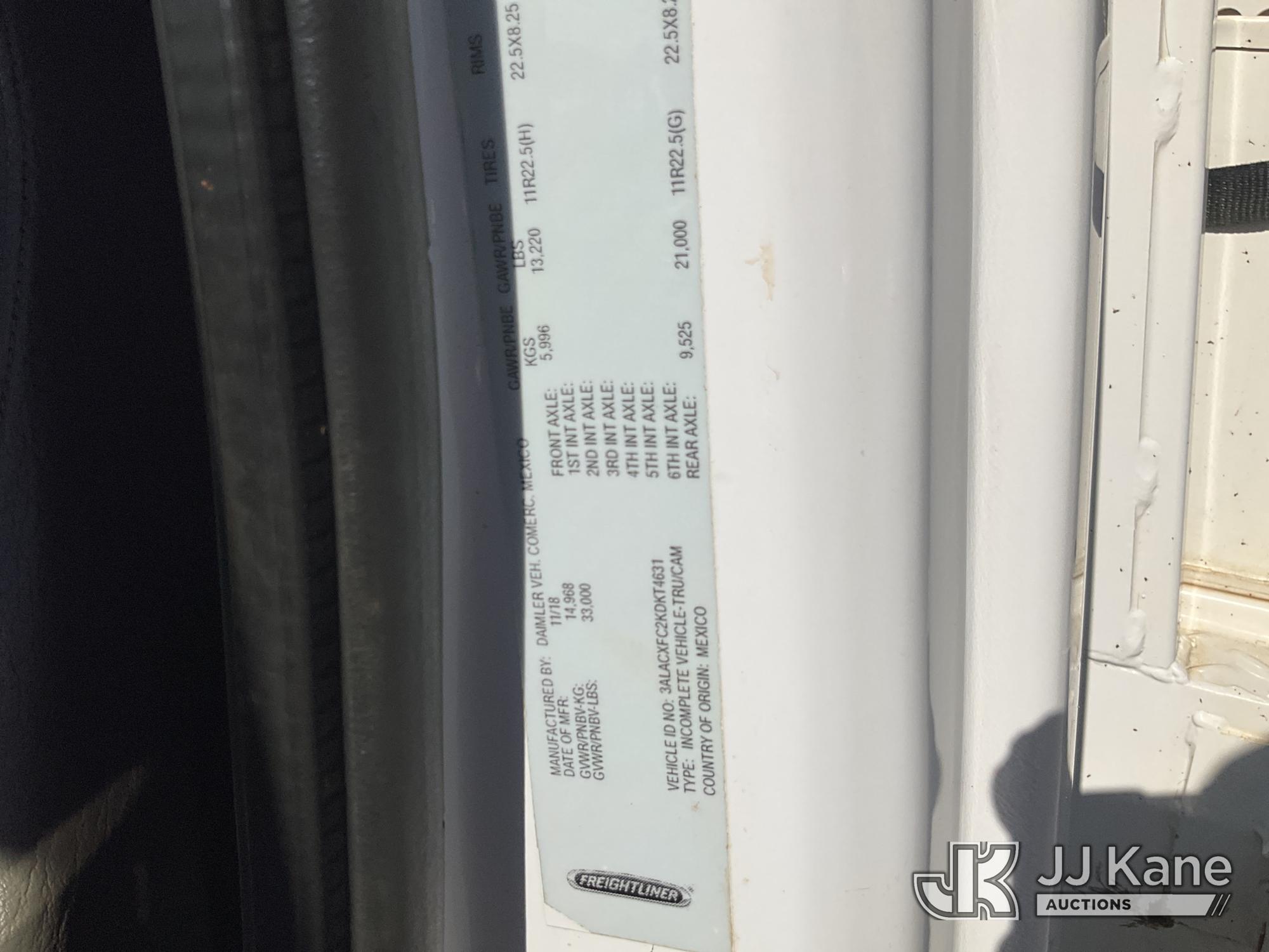 2019 Freightliner M2 106