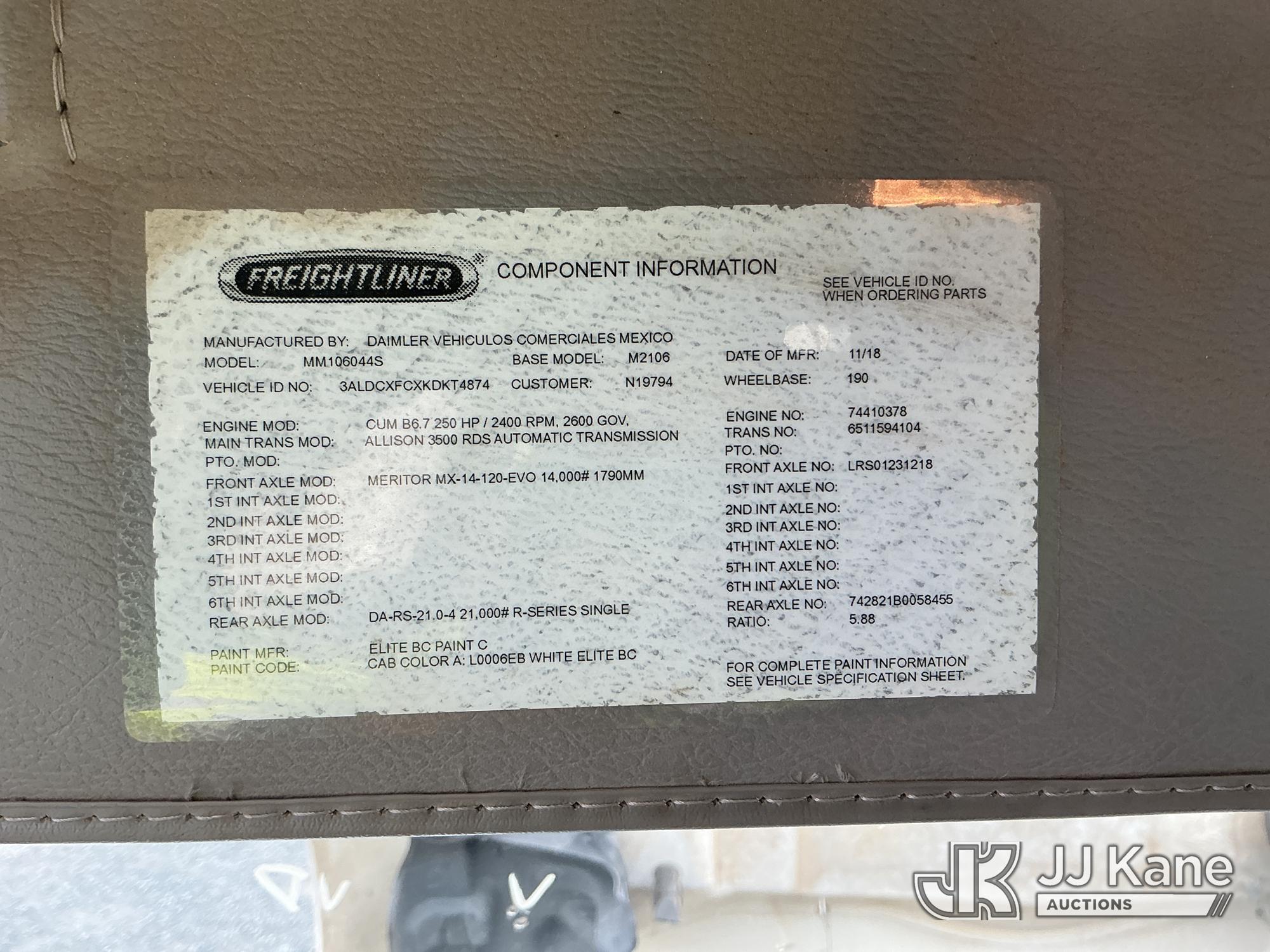 2019 Freightliner M2 106 4x4
