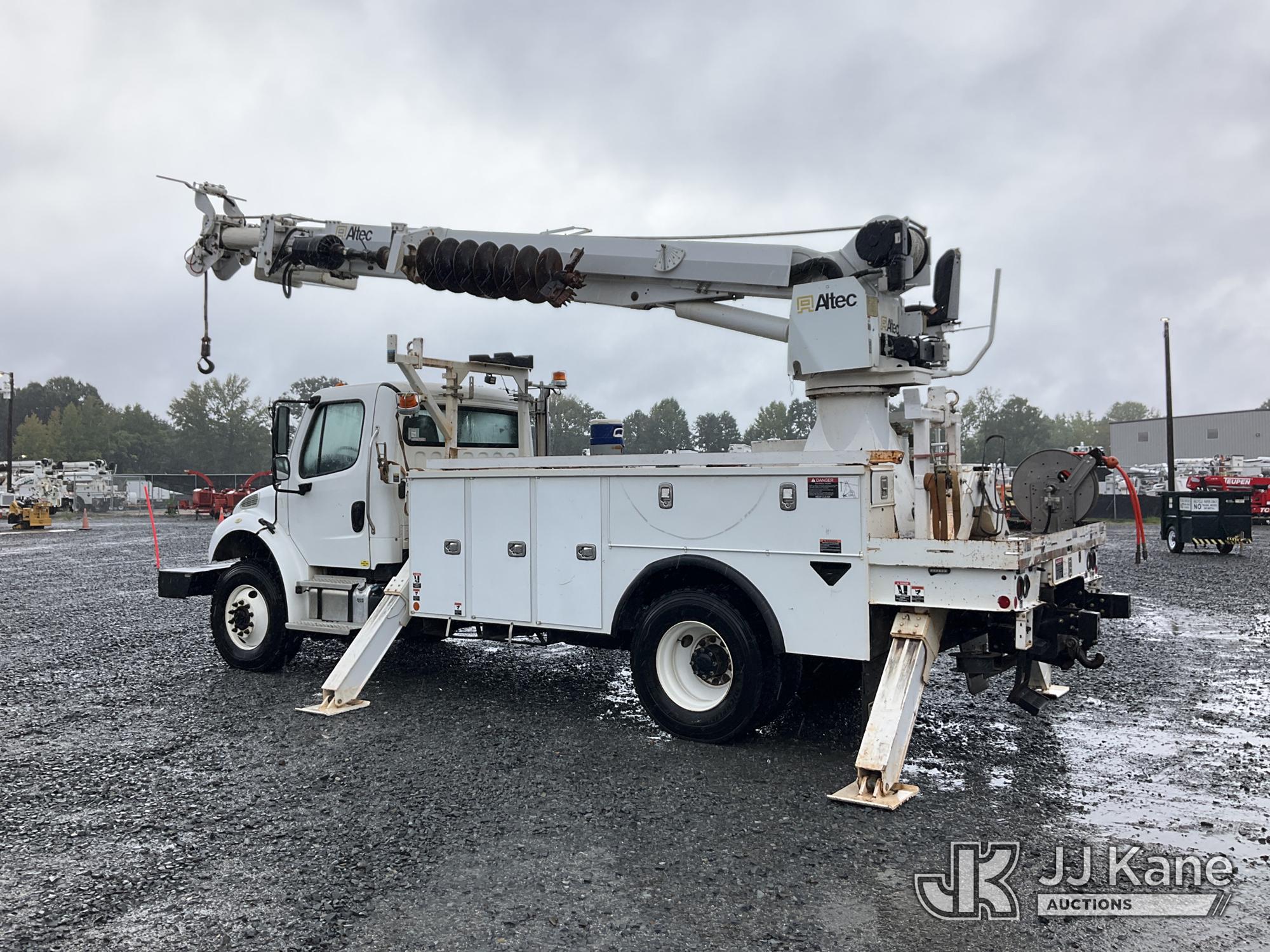 2019 Freightliner M2 106