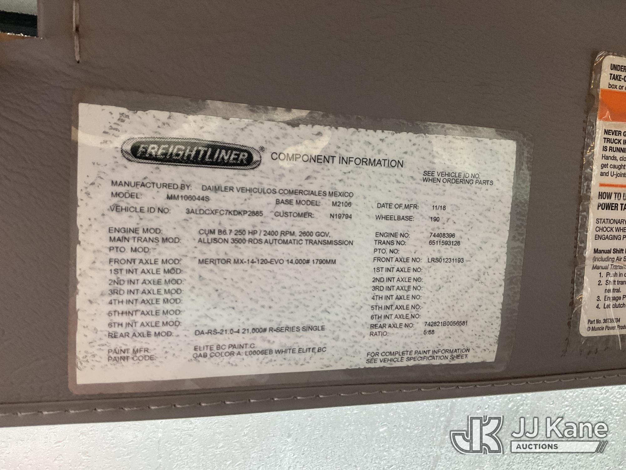 2019 Freightliner M2 106