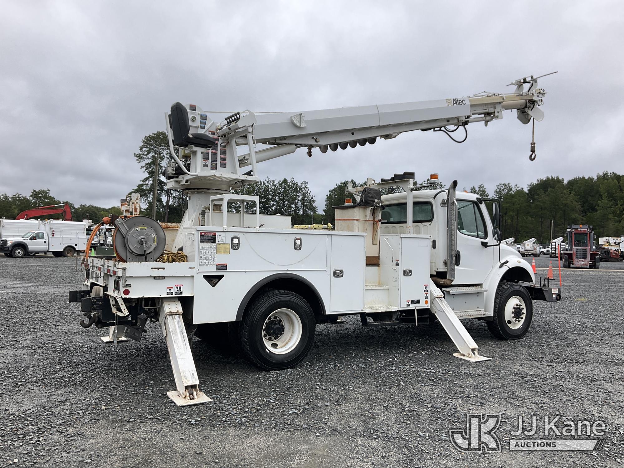 2019 Freightliner M2106