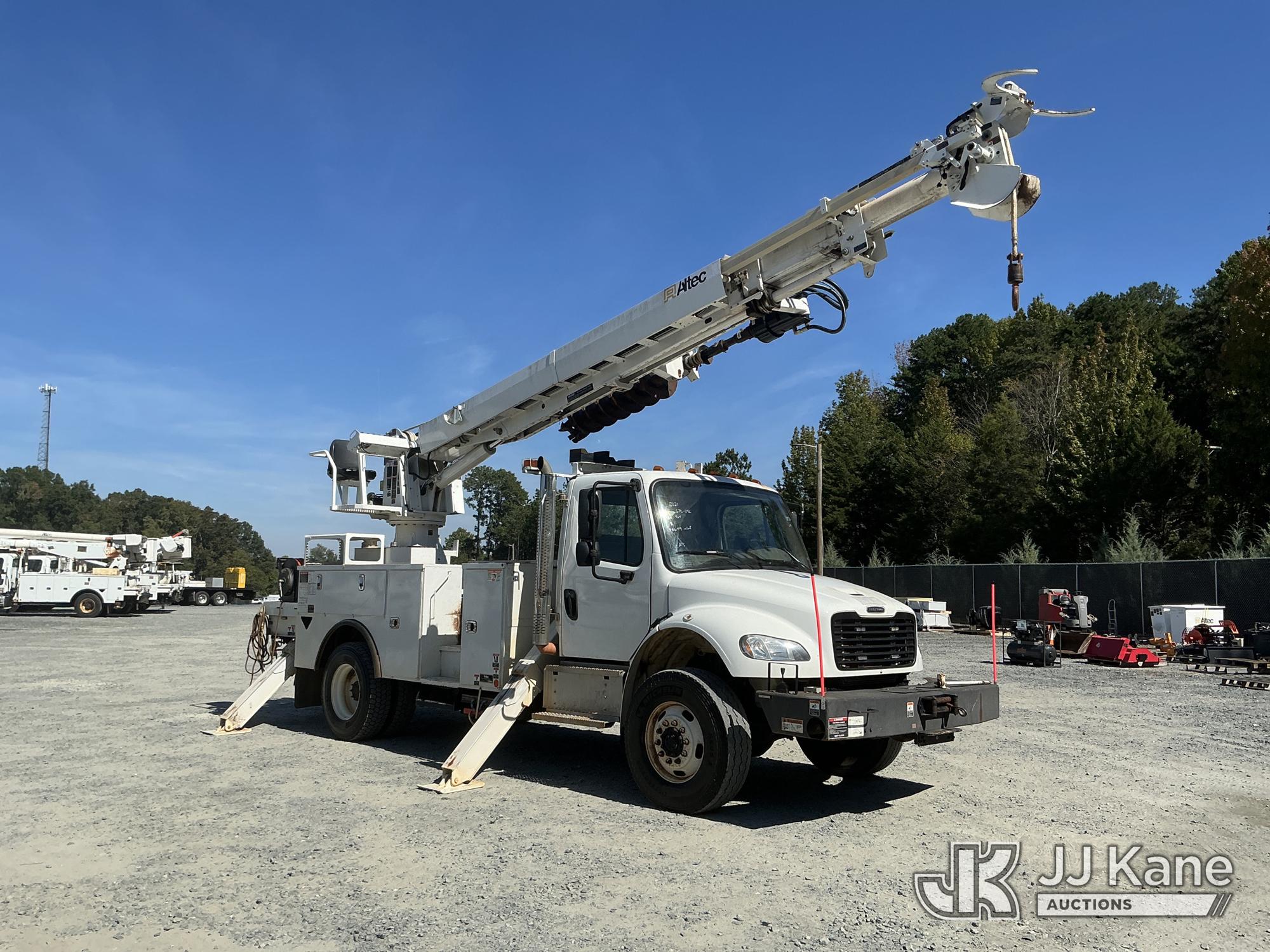 2021 Freightliner M2106 4X4