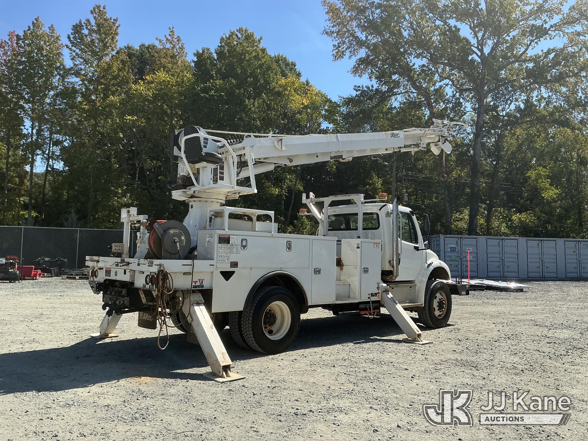 2021 Freightliner M2106 4X4