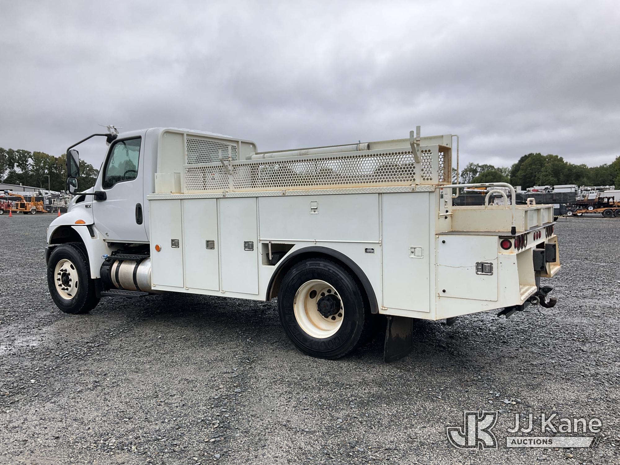 2022 International HV607