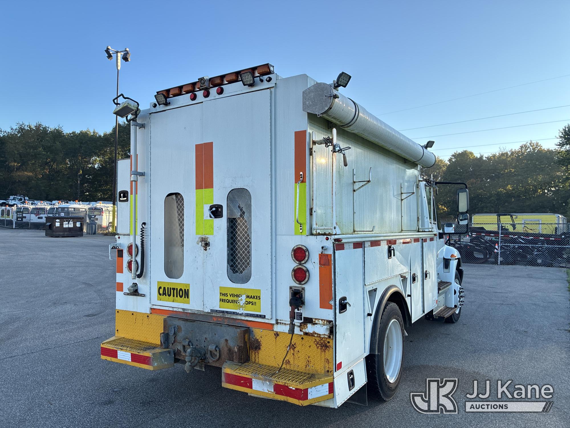 2018 International Durastar 4300