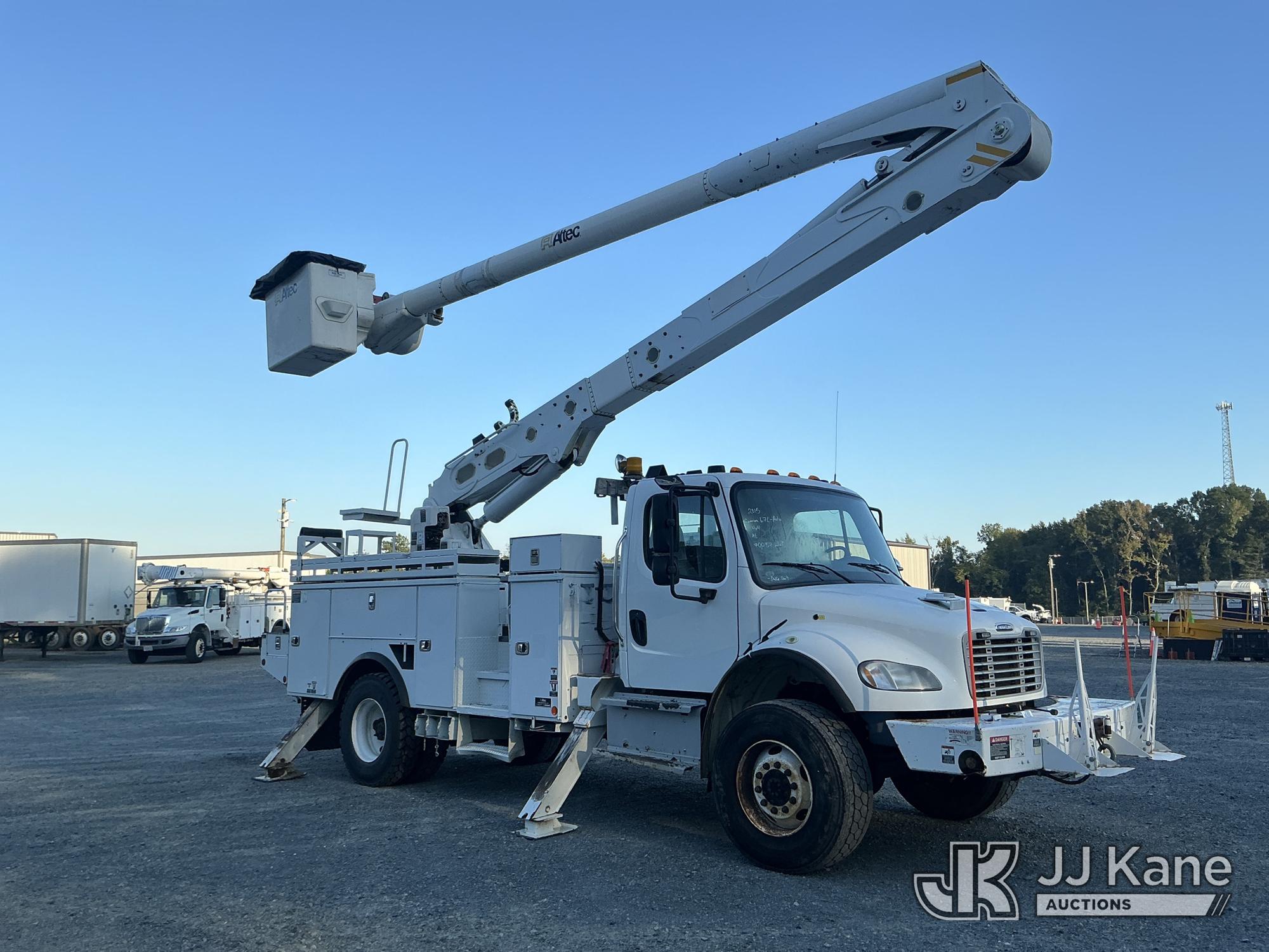 2015 Freightliner M2 106