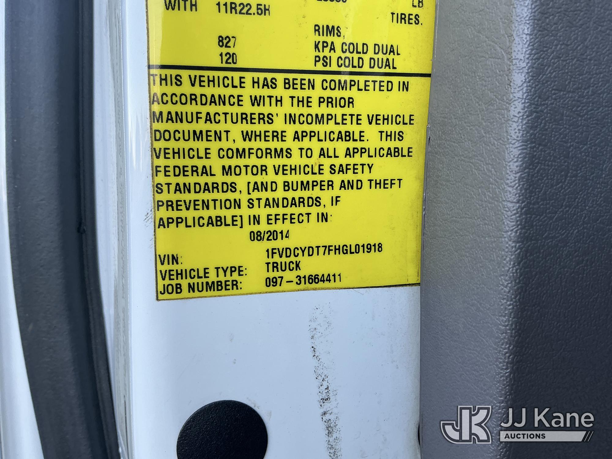 2015 Freightliner M2 106
