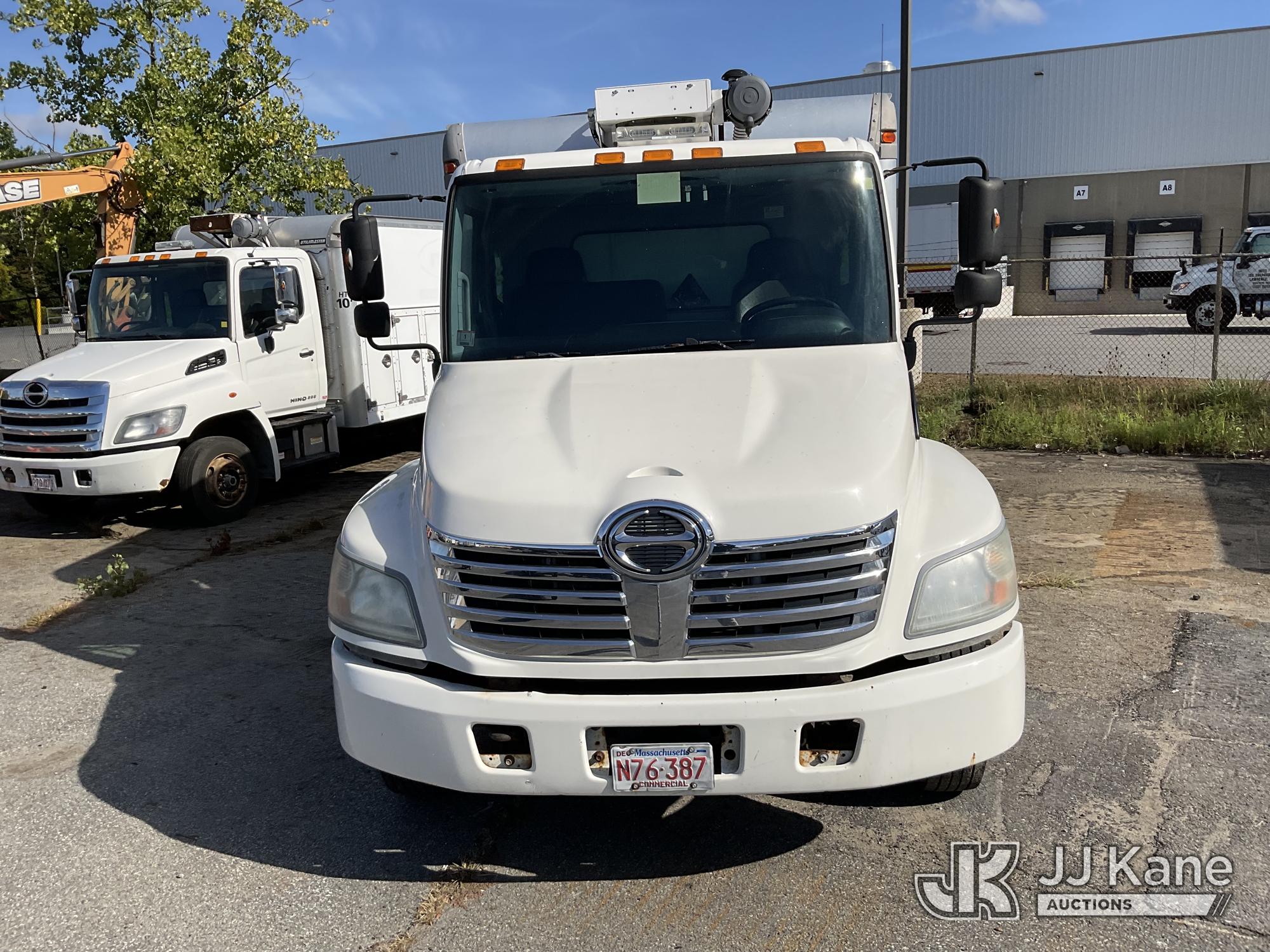 2010 Hino 258