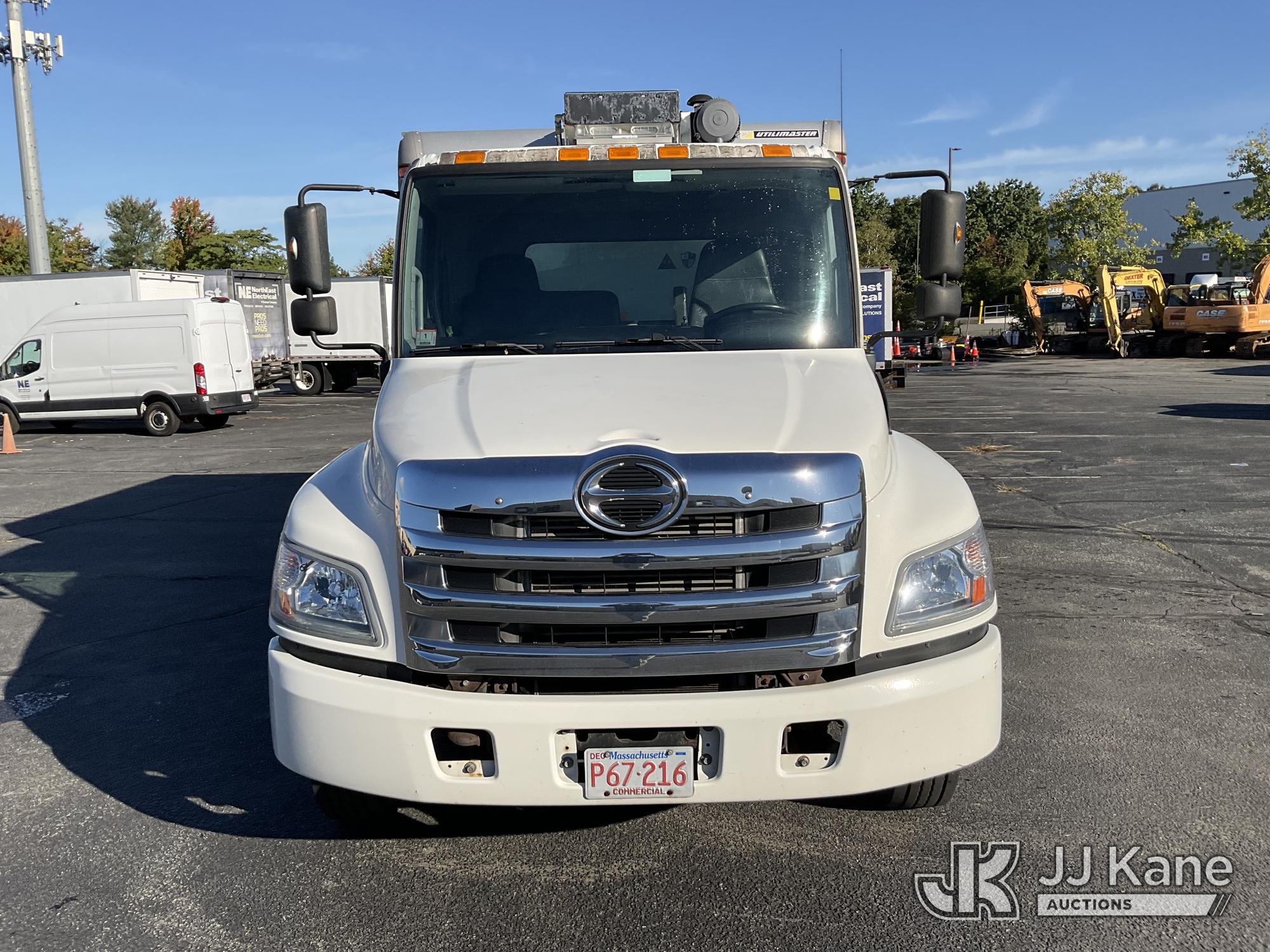 2012 Hino 258