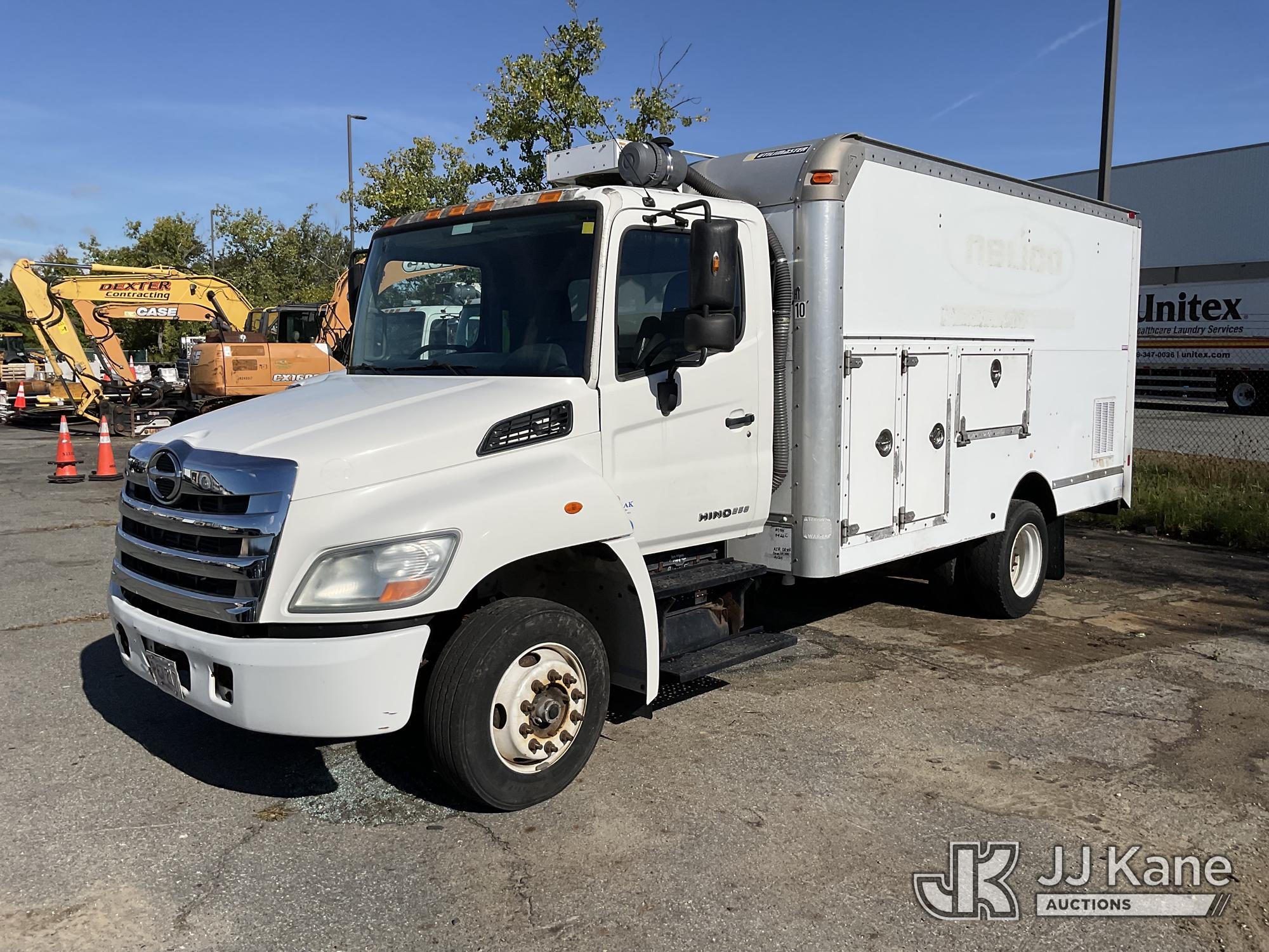 Photo of 2012 Hino 258