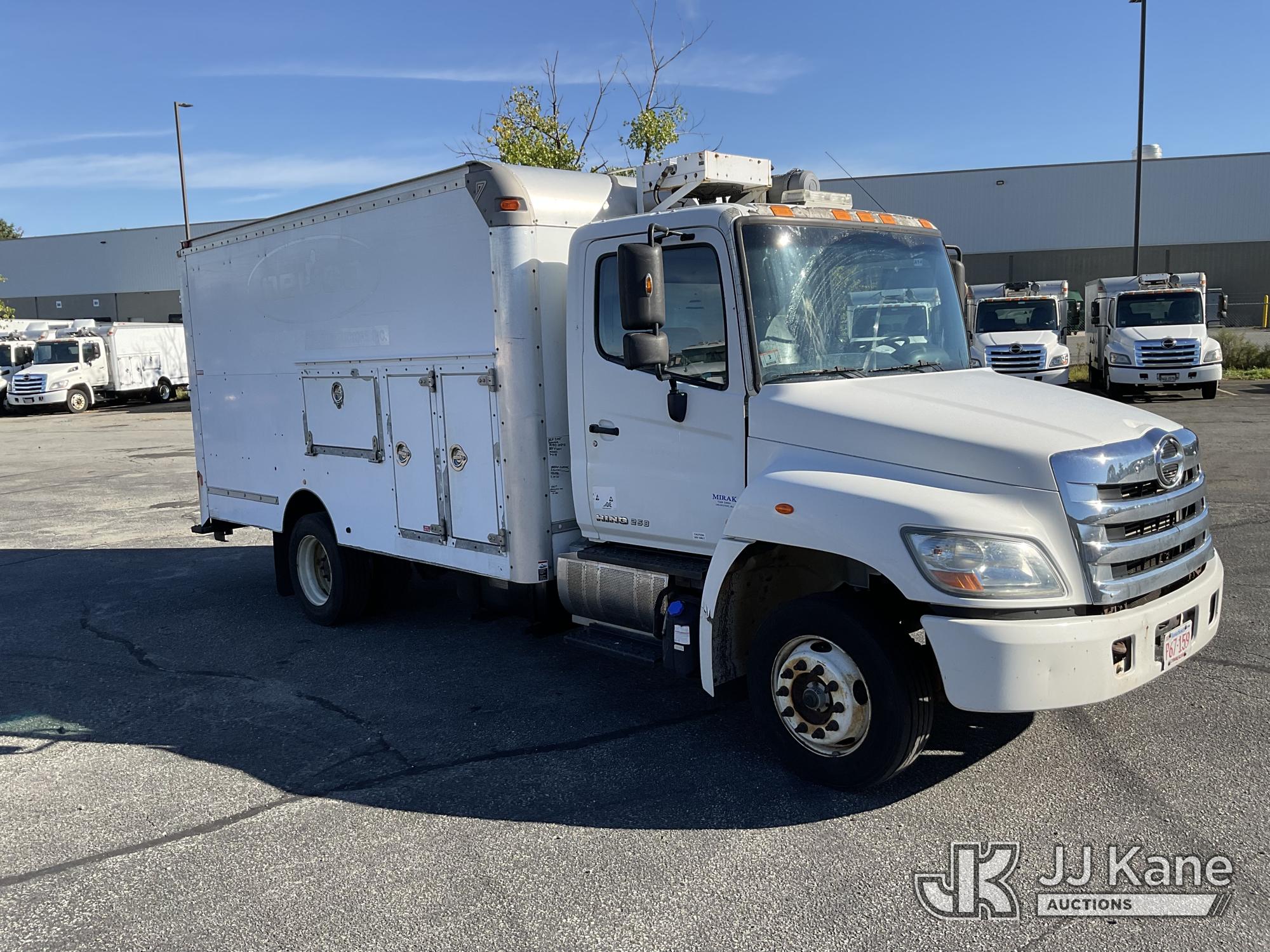 2013 Hino 258