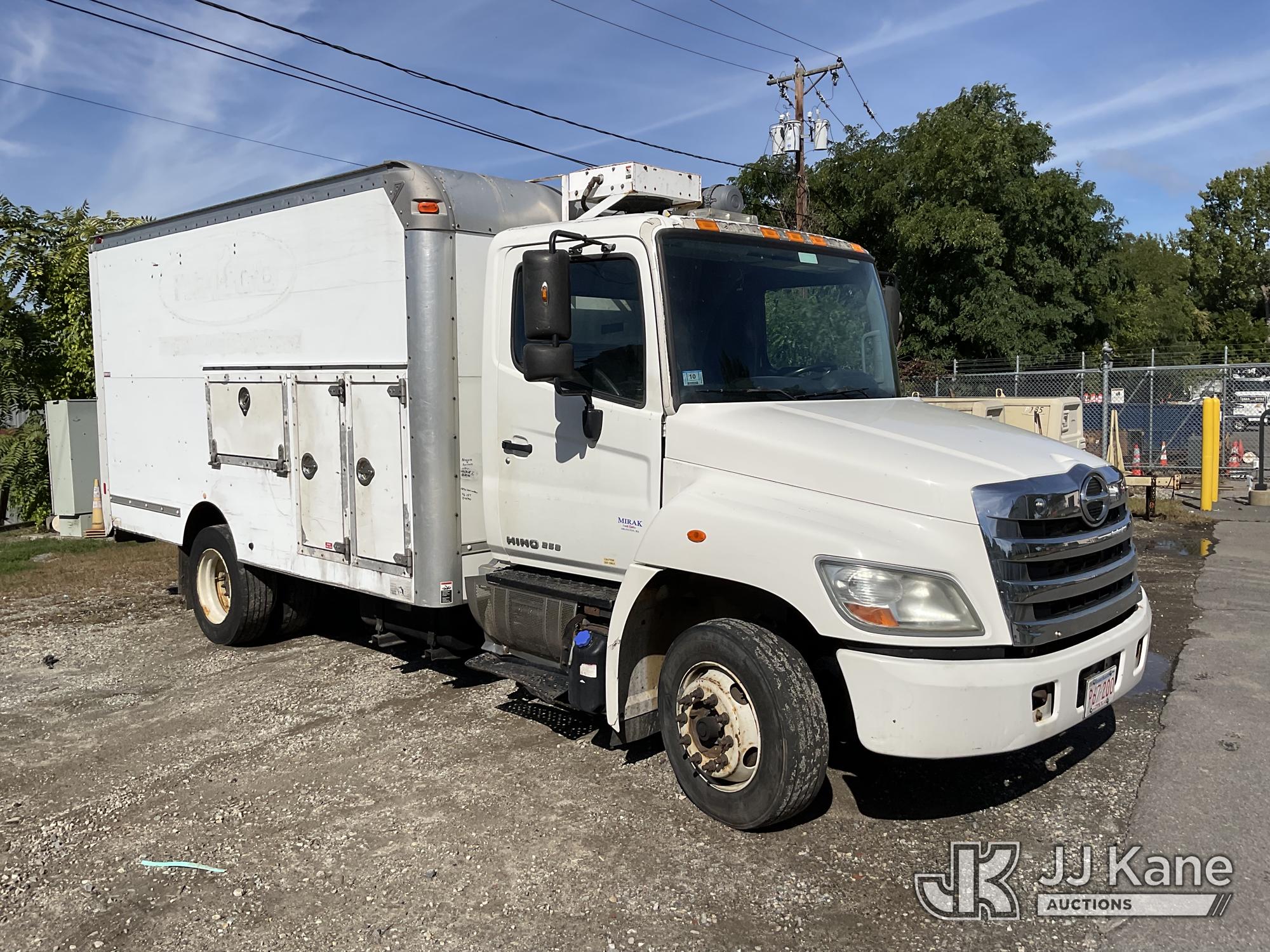 2013 Hino 258