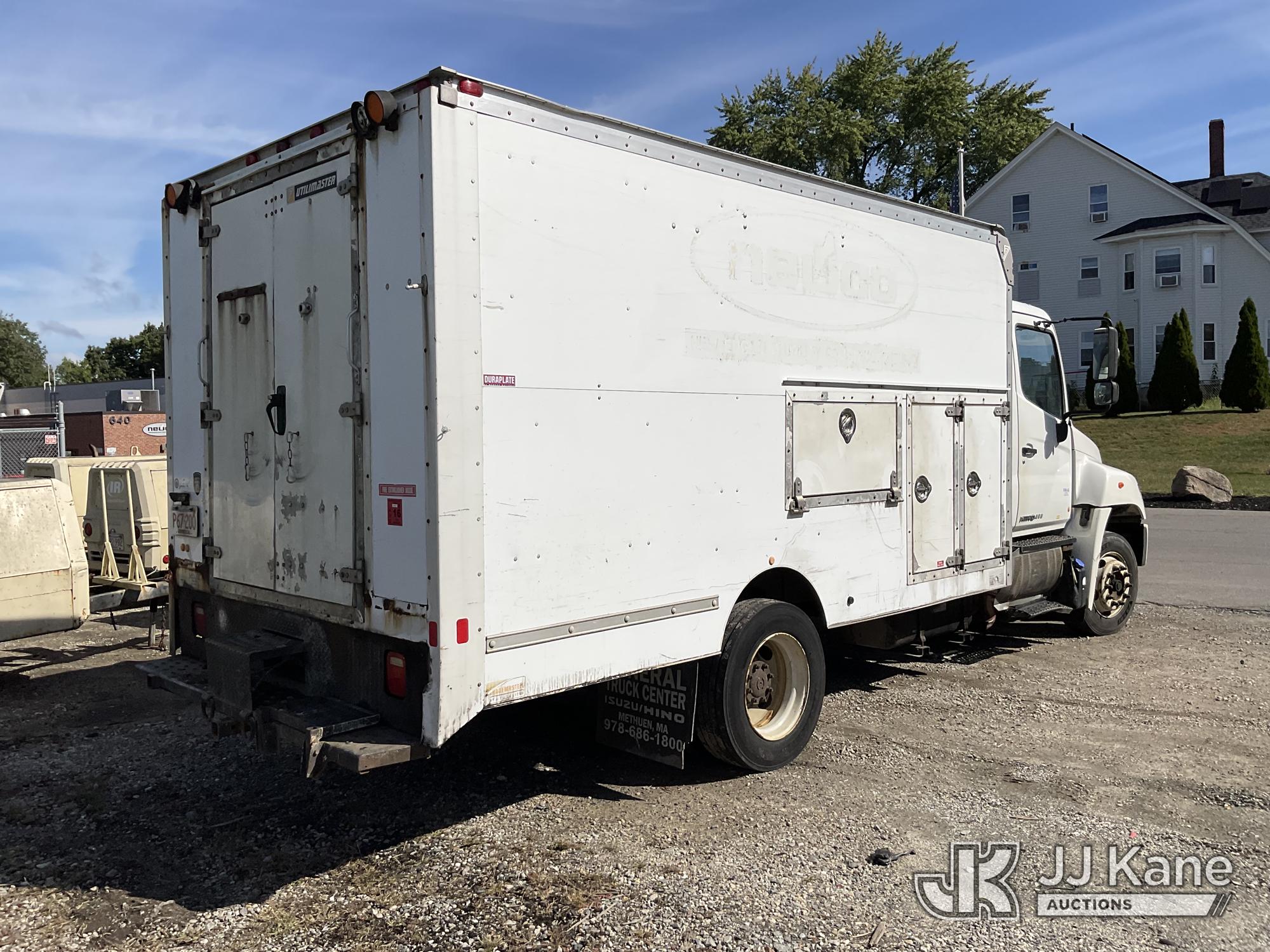 2013 Hino 258