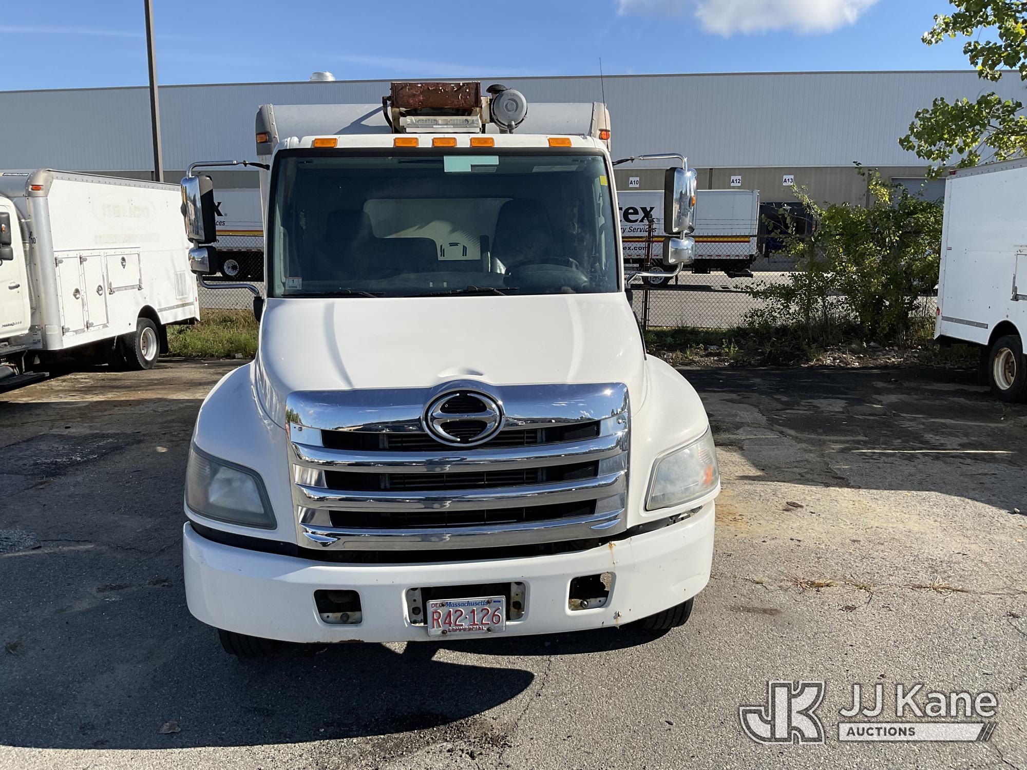 2014 Hino 258