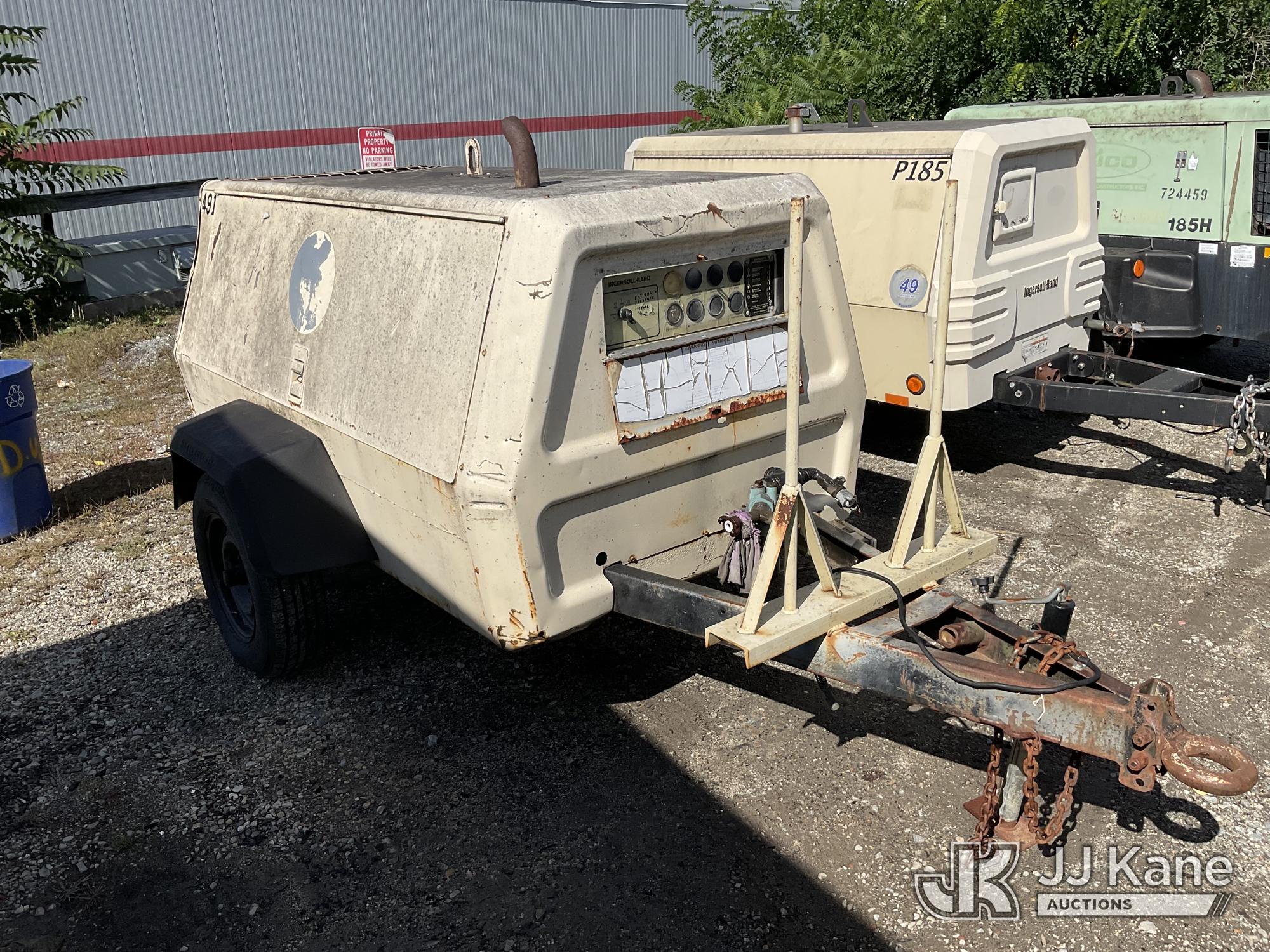 Photo of 1995 Ingersoll Rand XP185JD