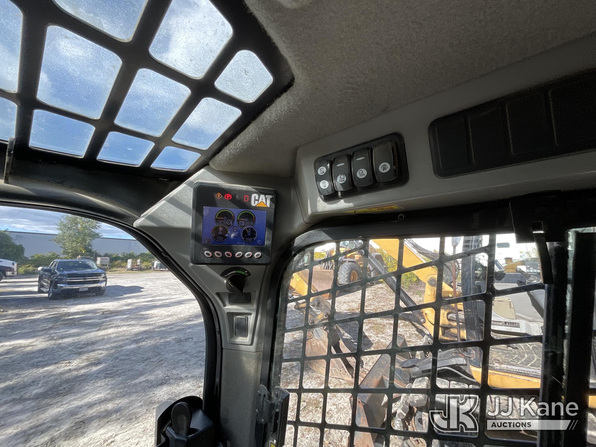 2015 Caterpillar 257D High Flow Two Speed