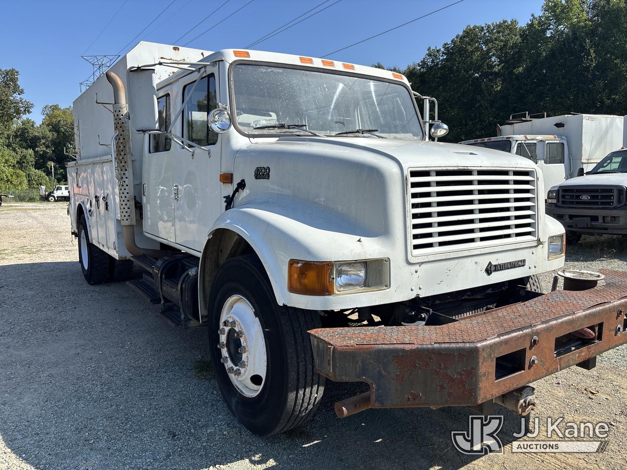 2002 International 4700