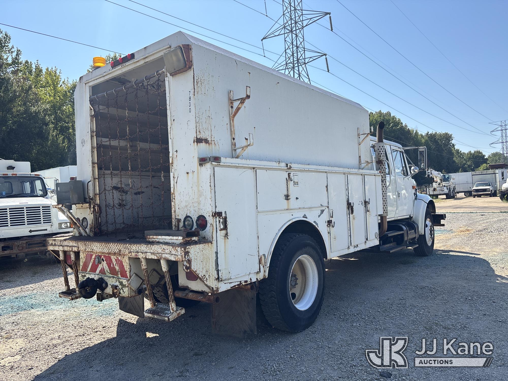 2002 International 4700