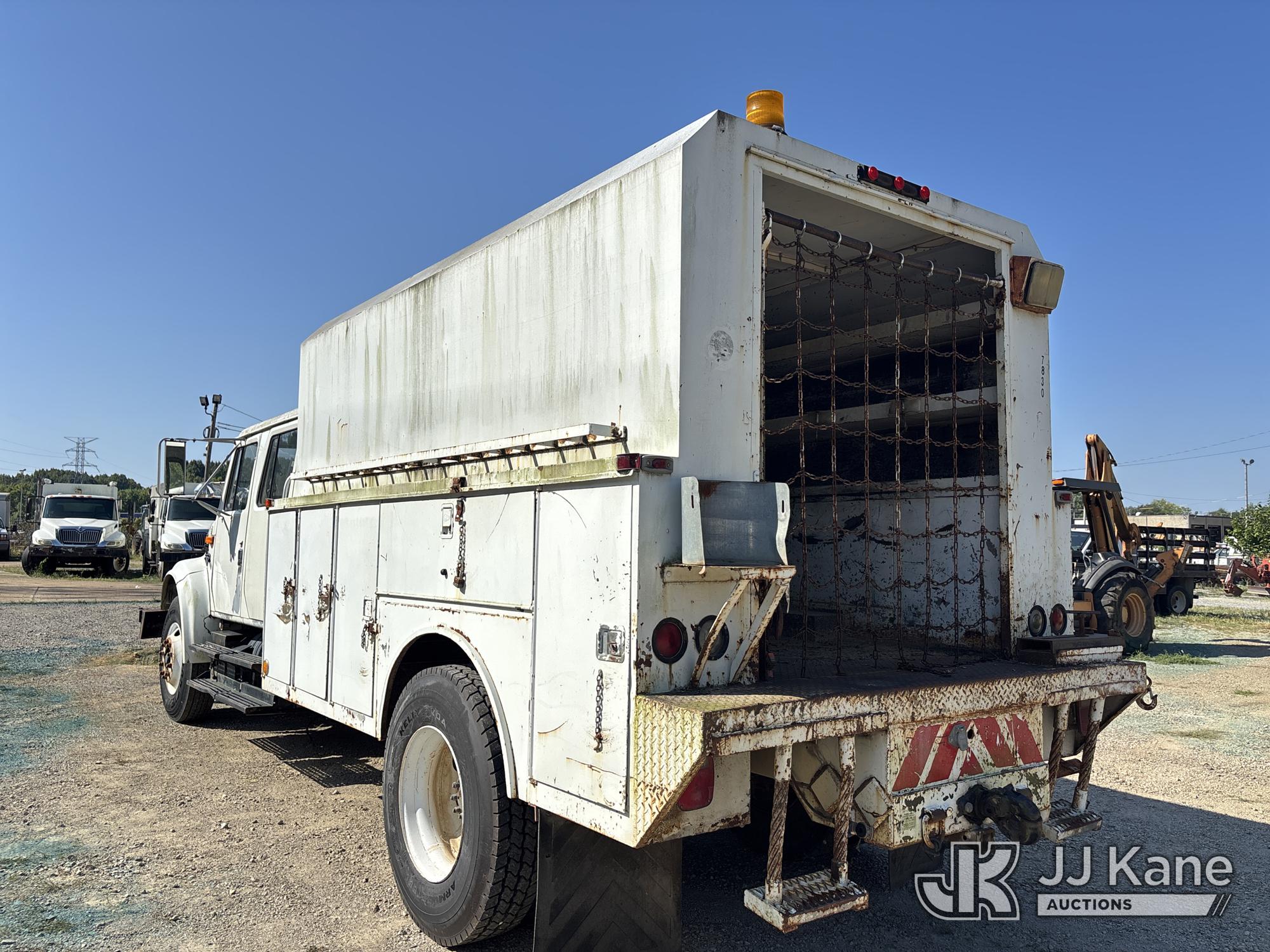 2002 International 4700