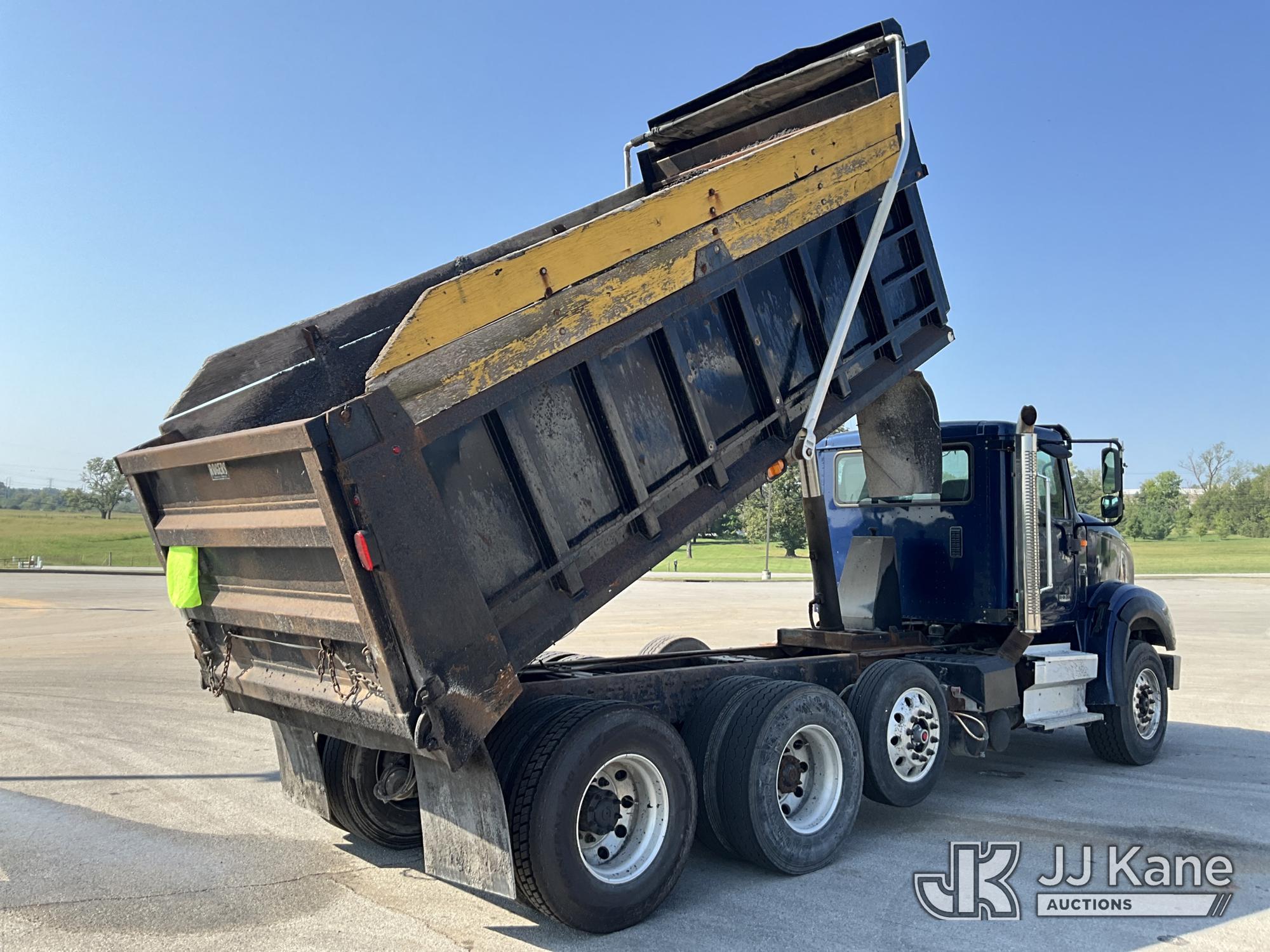 2018 International HX620
