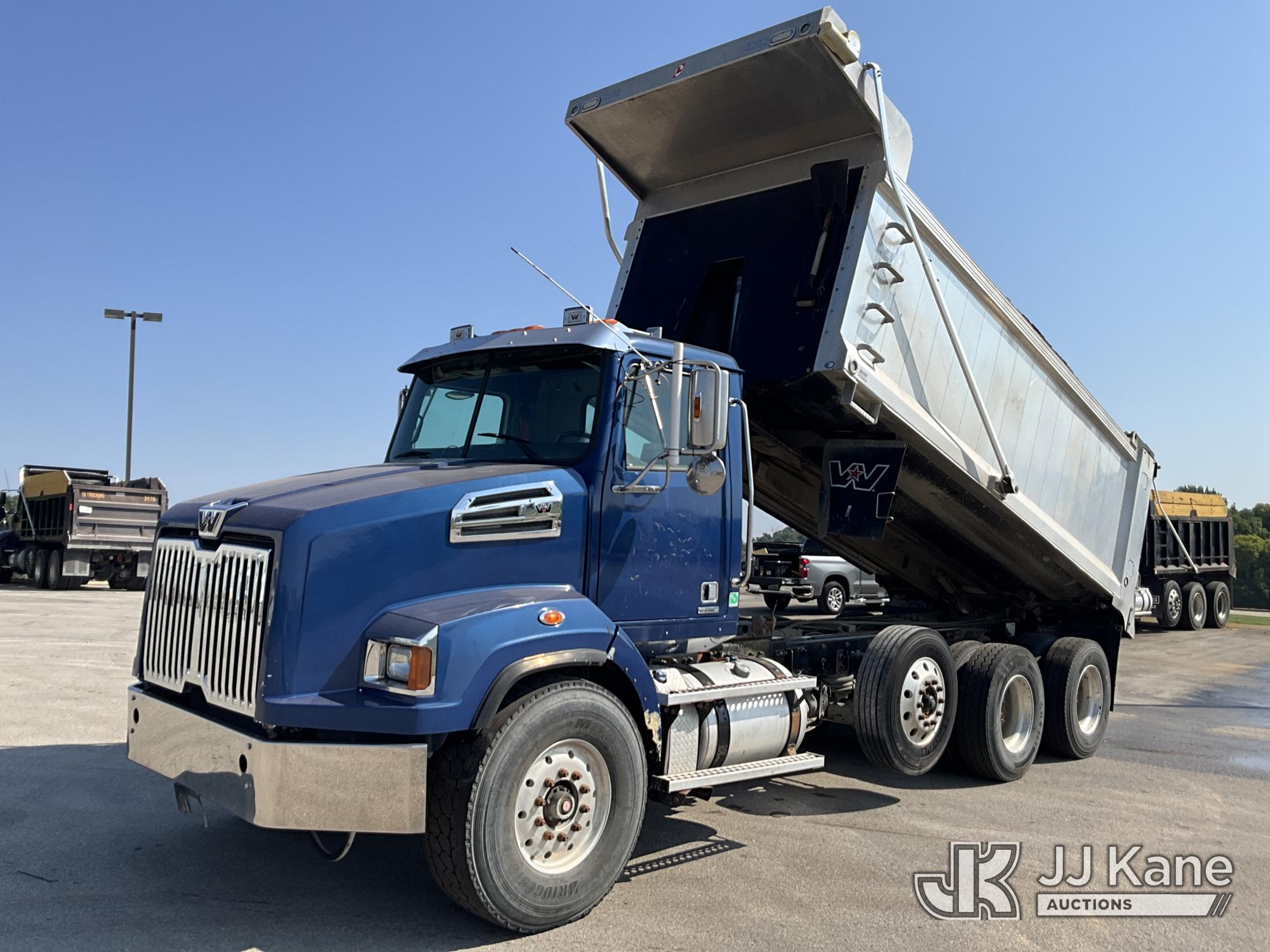 Photo of 2020 Western Star 4700
