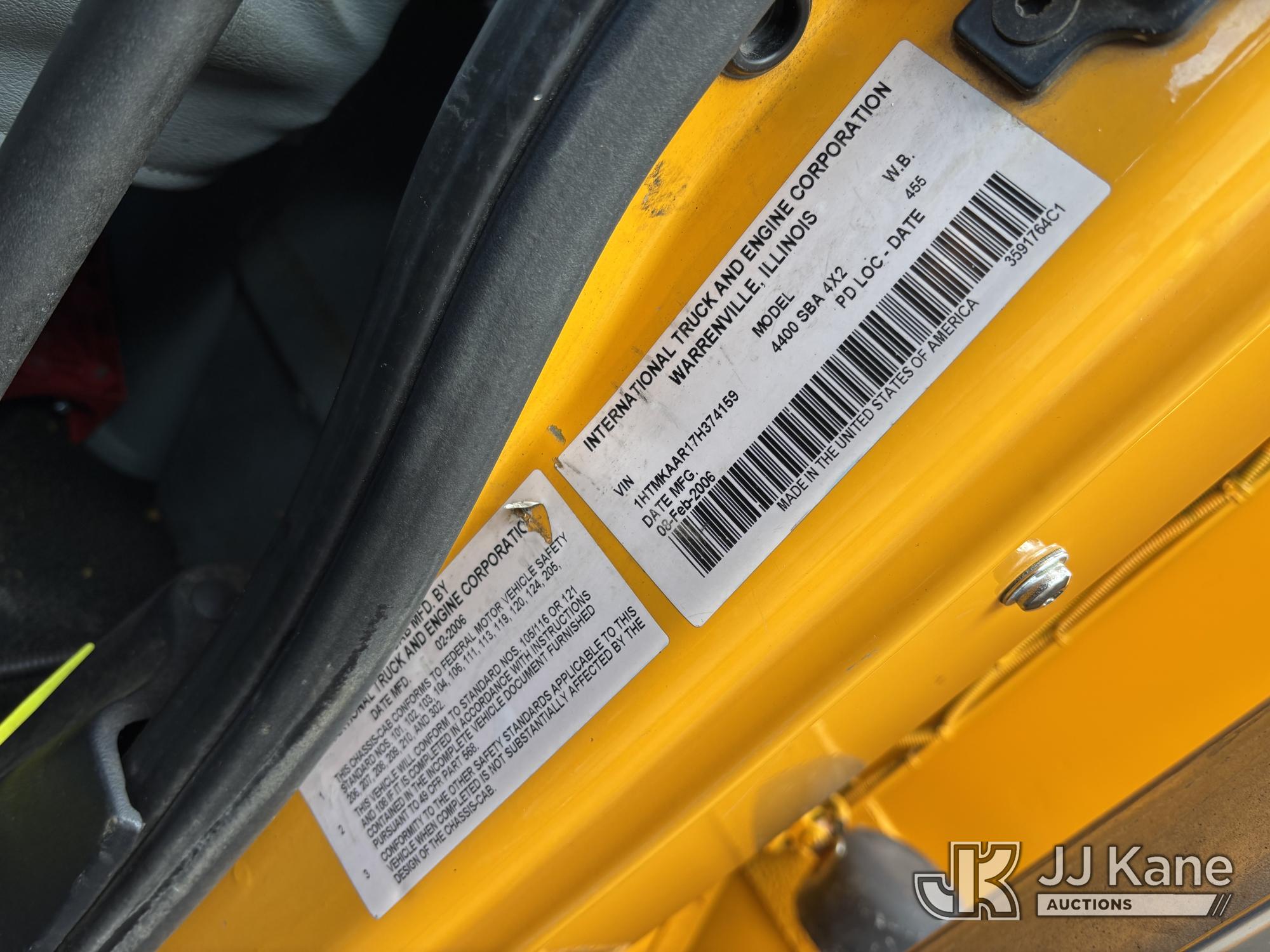 2007 International 4400