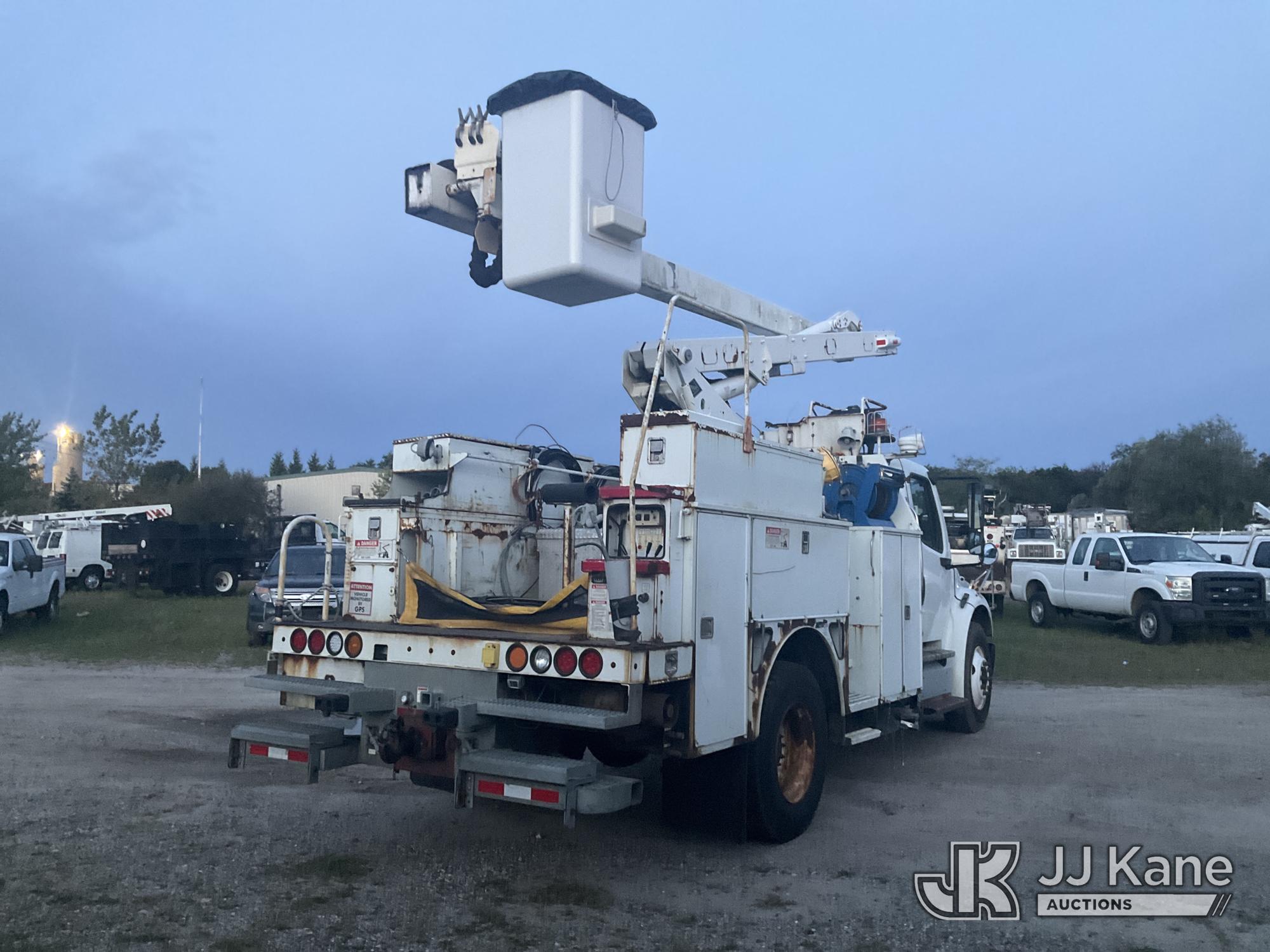2012 Freightliner M2 106