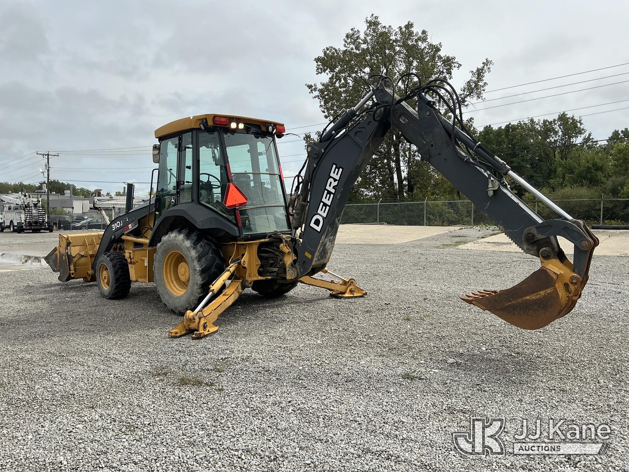 2011 John Deere 310J