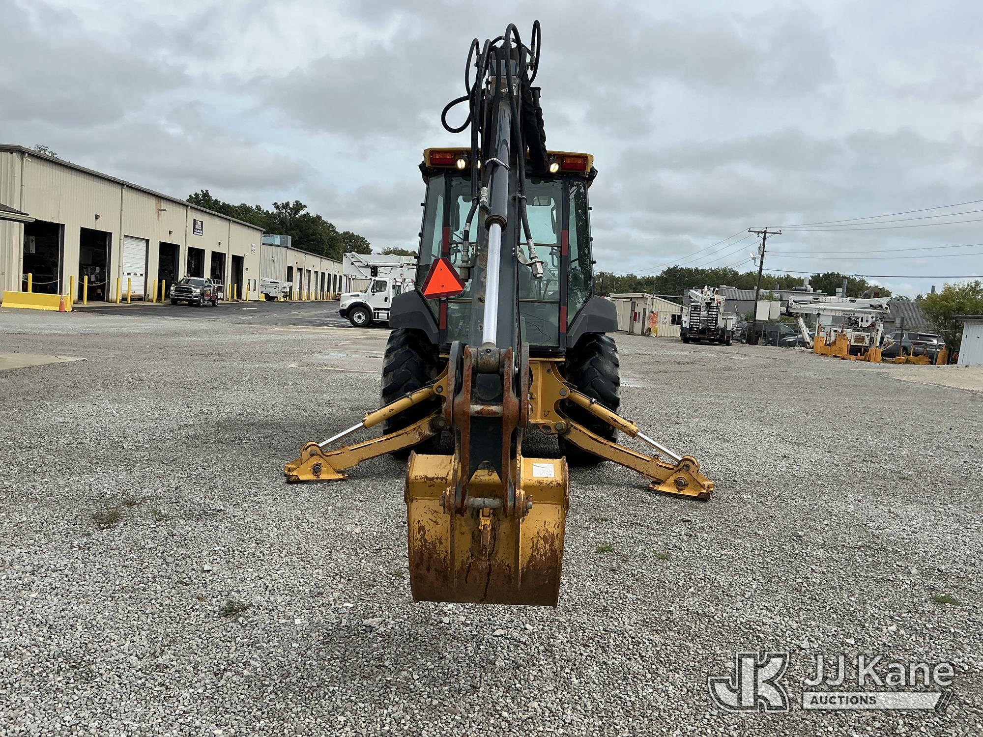2011 John Deere 310J