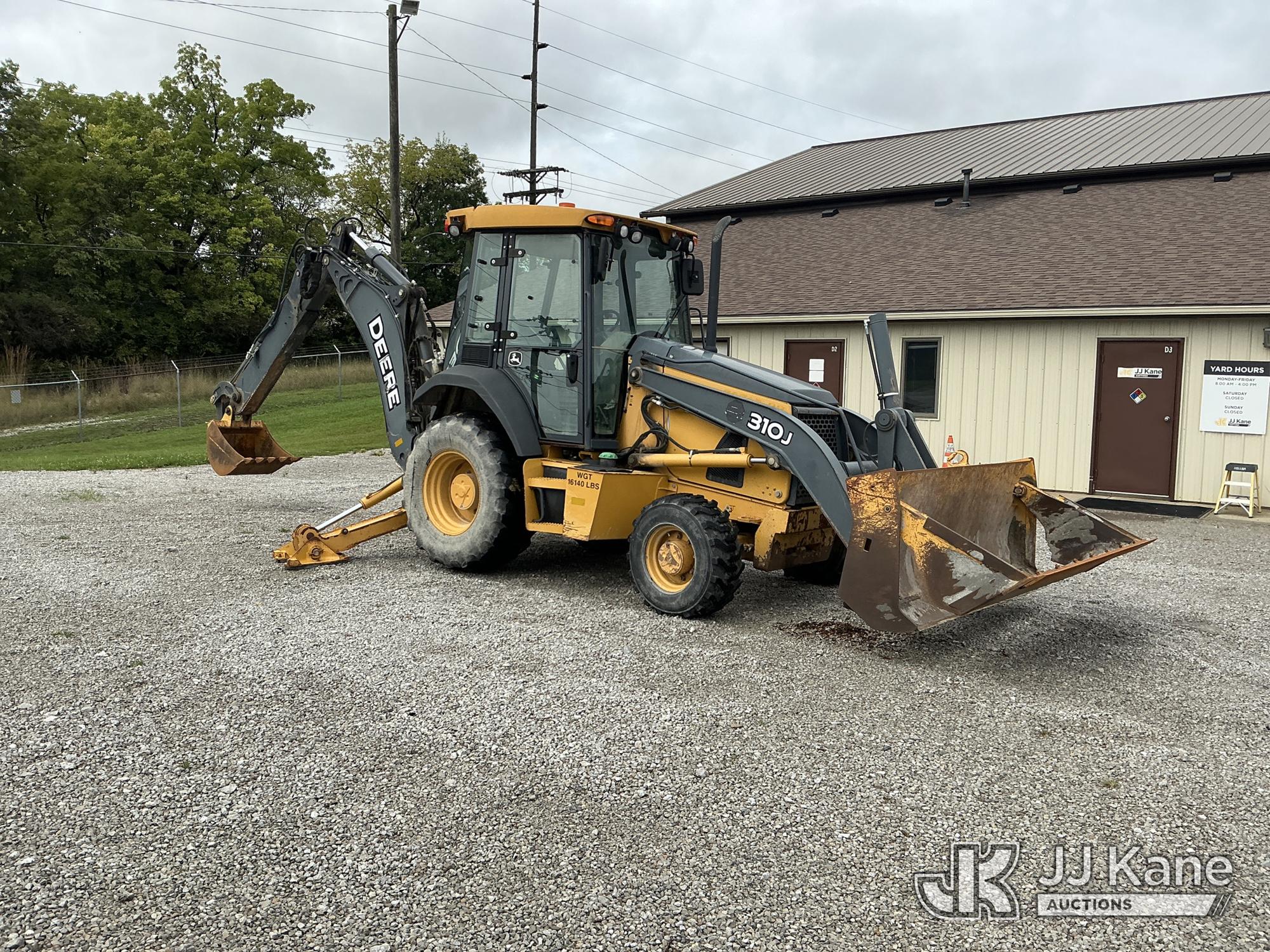 2011 John Deere 310J