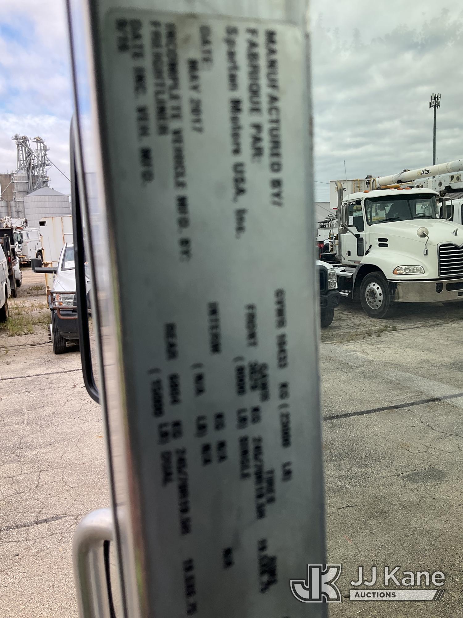 2017 Freightliner MT55