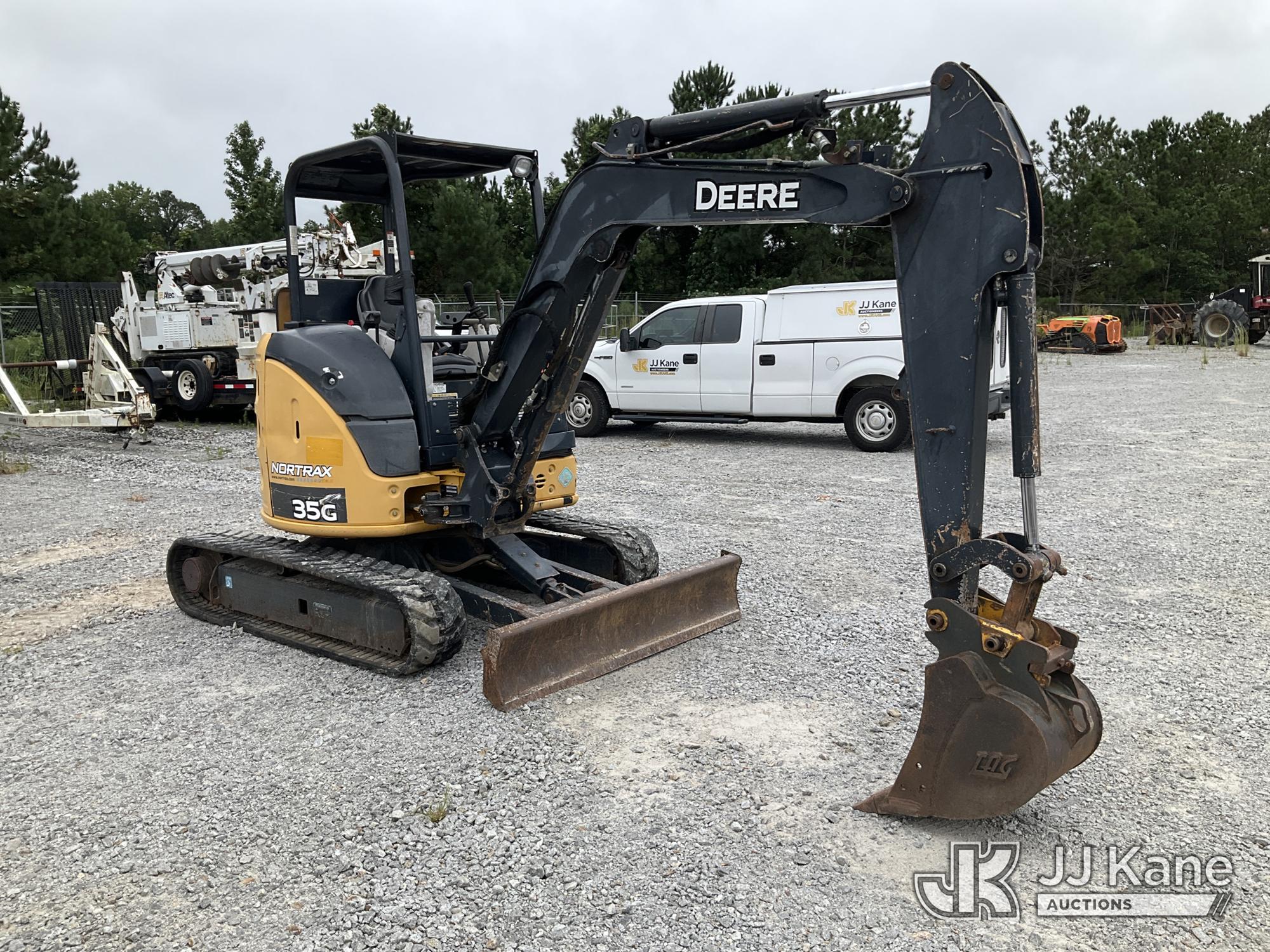 2015 John Deere 35G