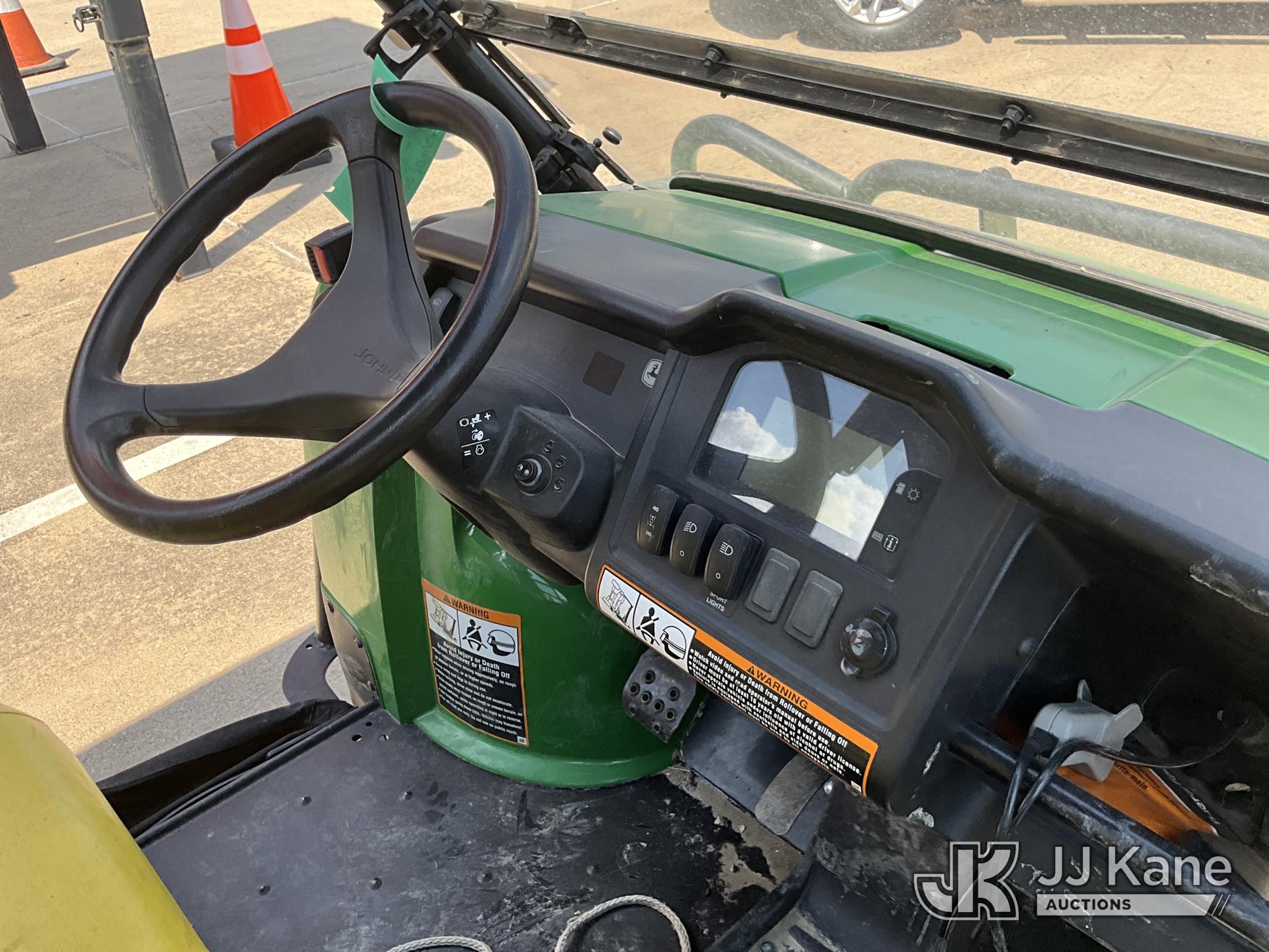 2019 John Deere XUV 855M