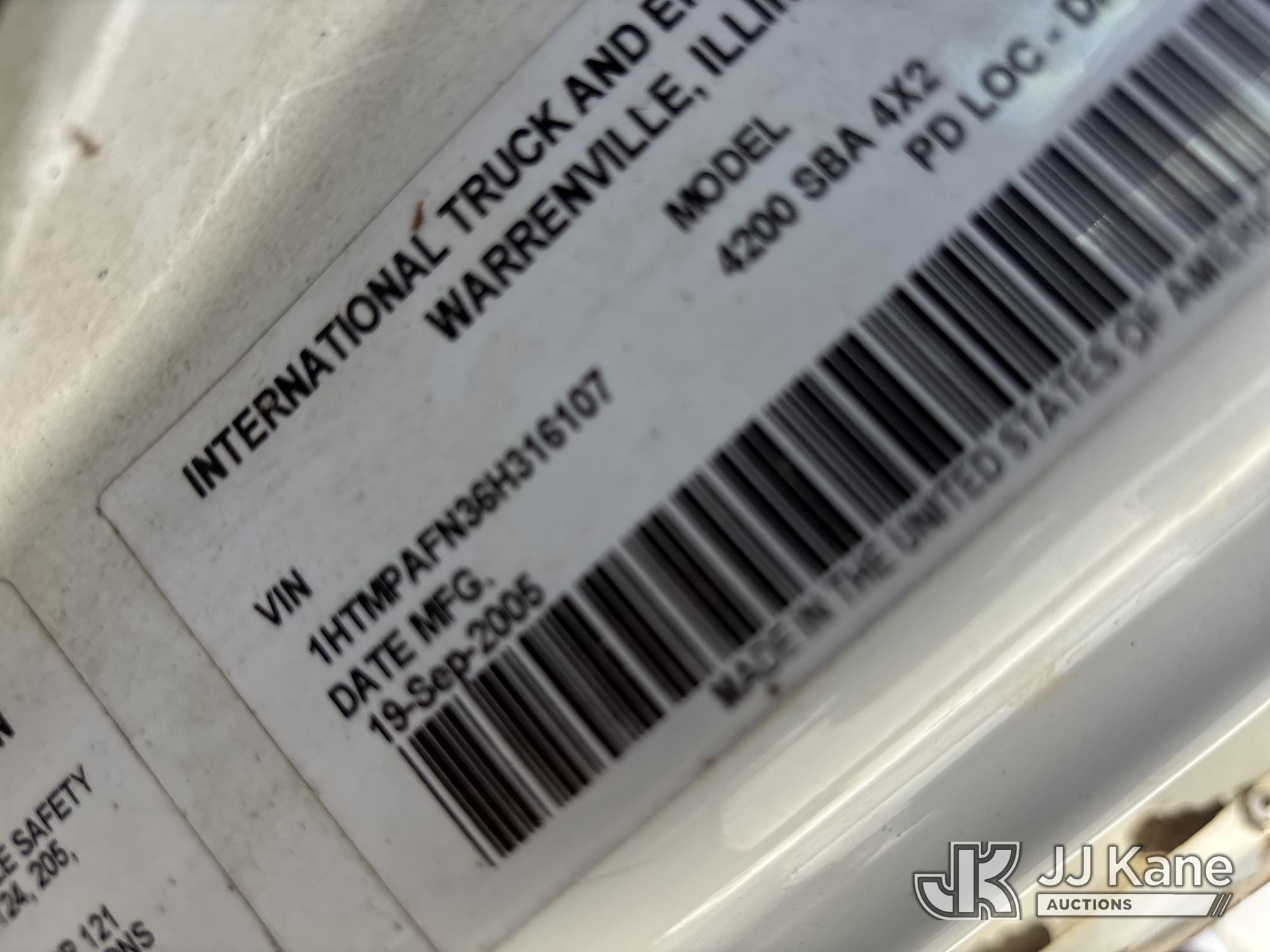 2006 International 4200