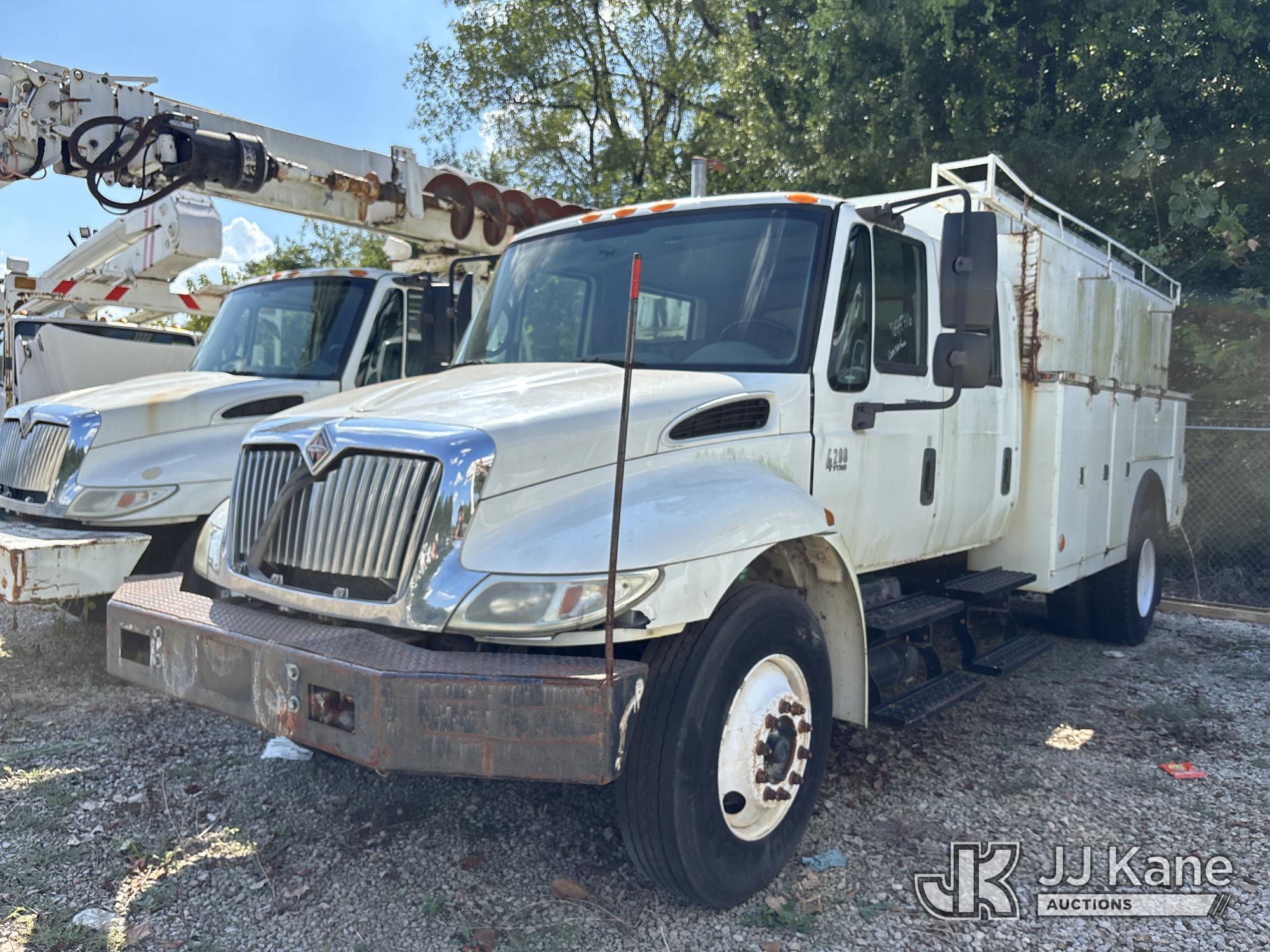 Photo of 2006 International 4200