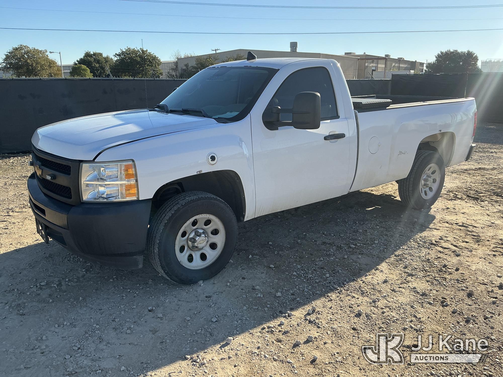Photo of 2013 Chevrolet Silverado 1500