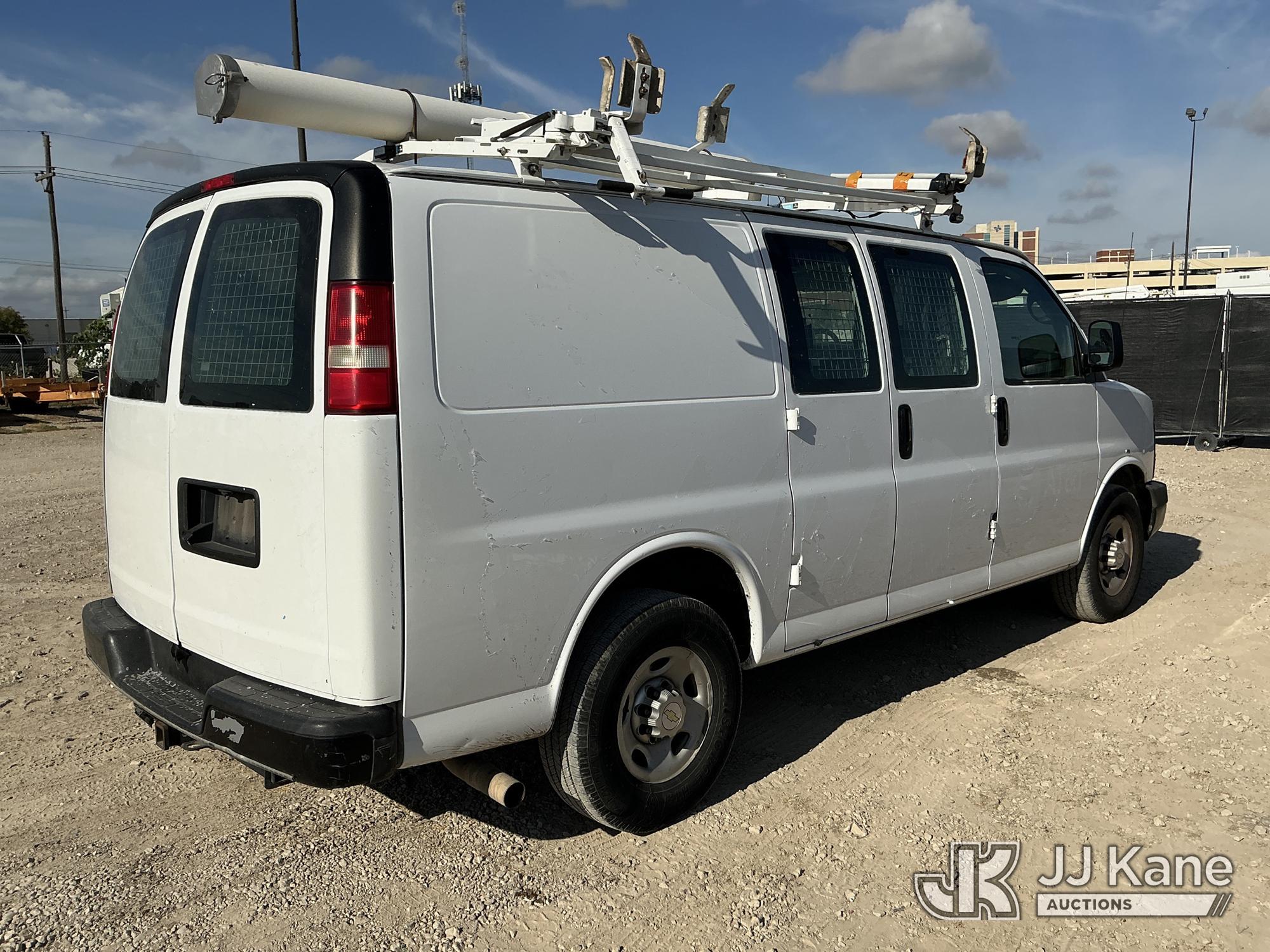 2013 Chevrolet EXPRESS G2500