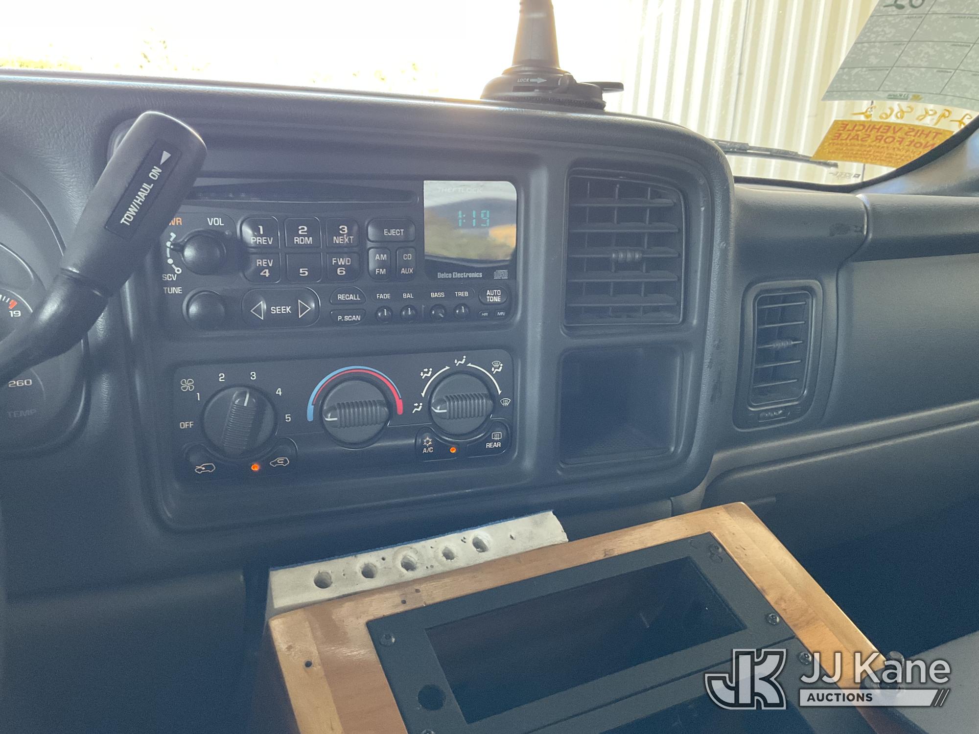 2002 Chevrolet SUBURBAN