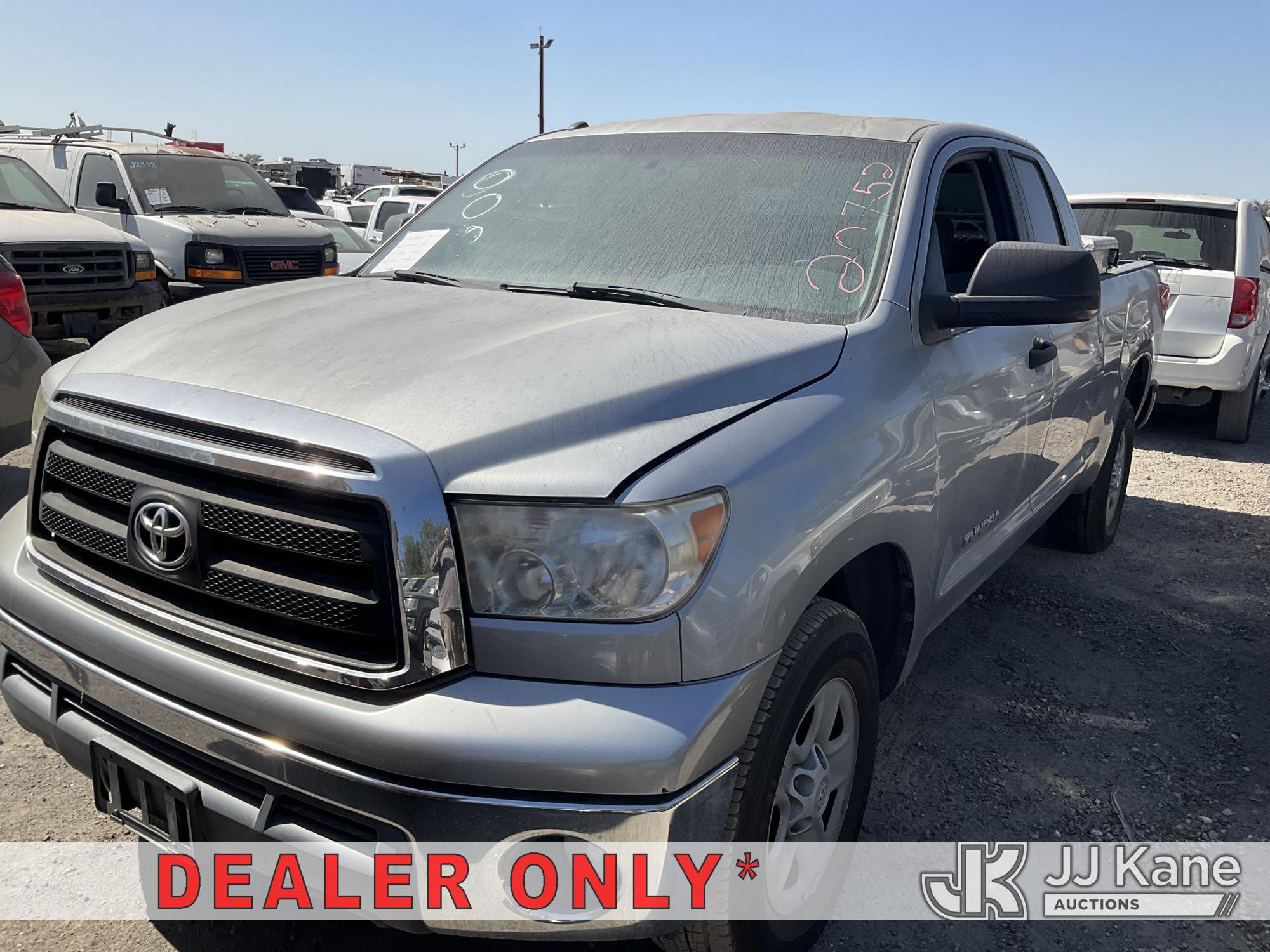 Photo of 2013 Toyota Tundra