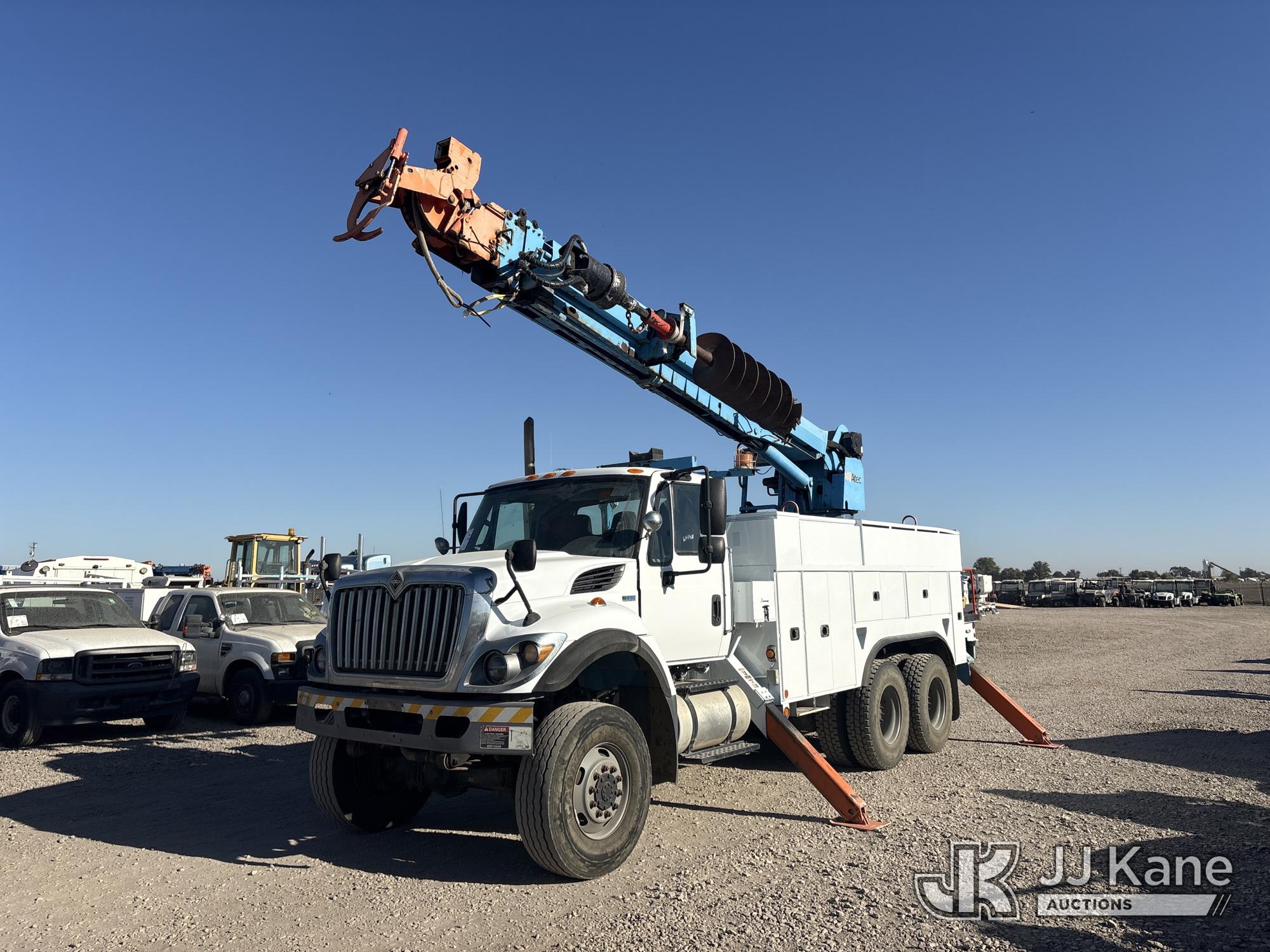 Photo of 2011 International 7400