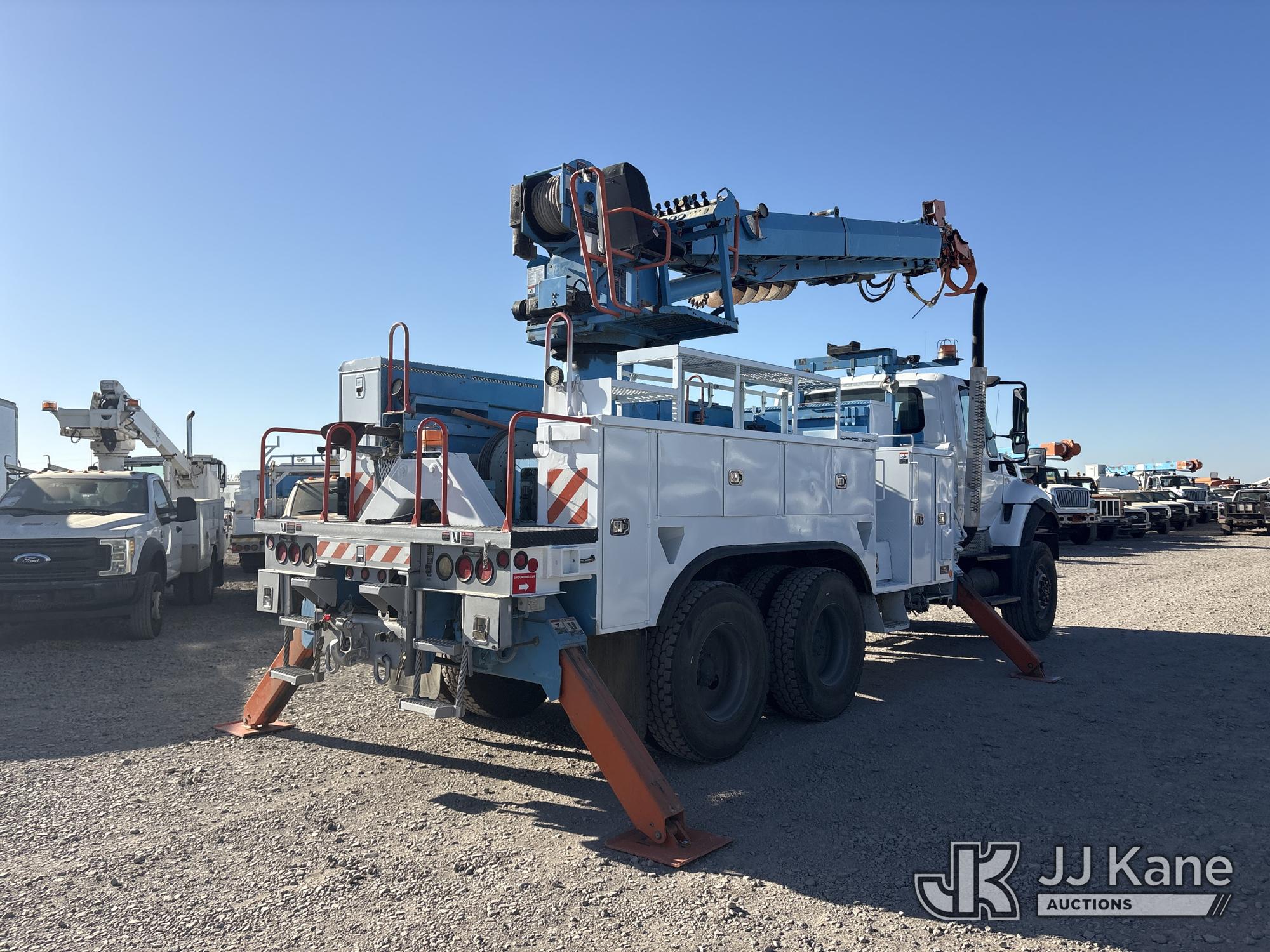 2011 International 7400
