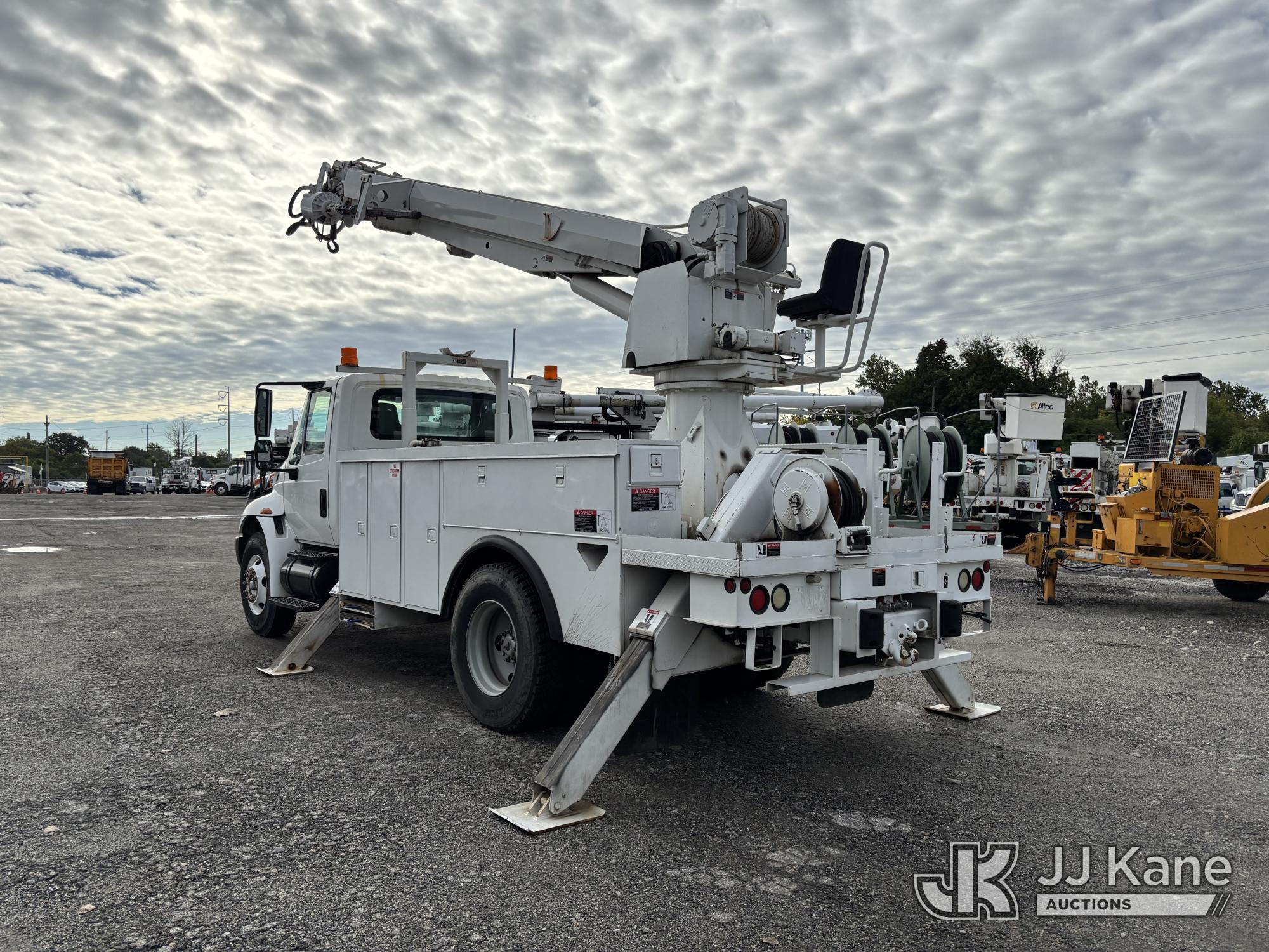 2004 International 4300