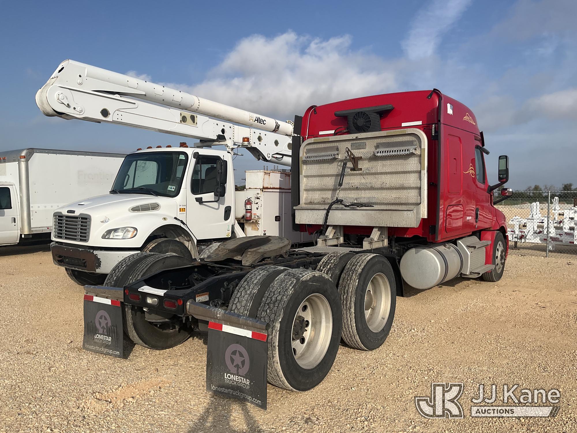 2020 Freightliner Cascadia 126