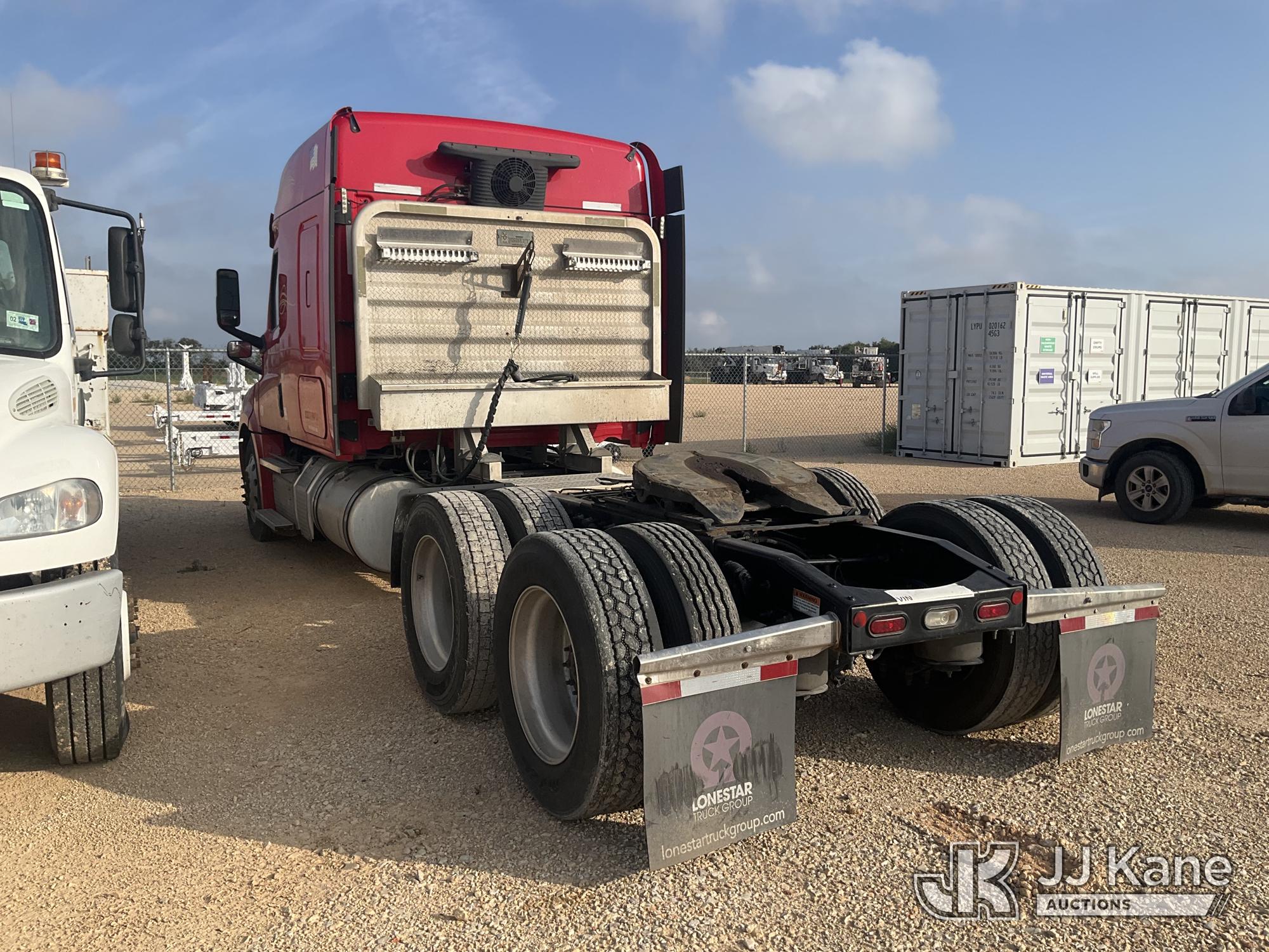 2020 Freightliner Cascadia 126