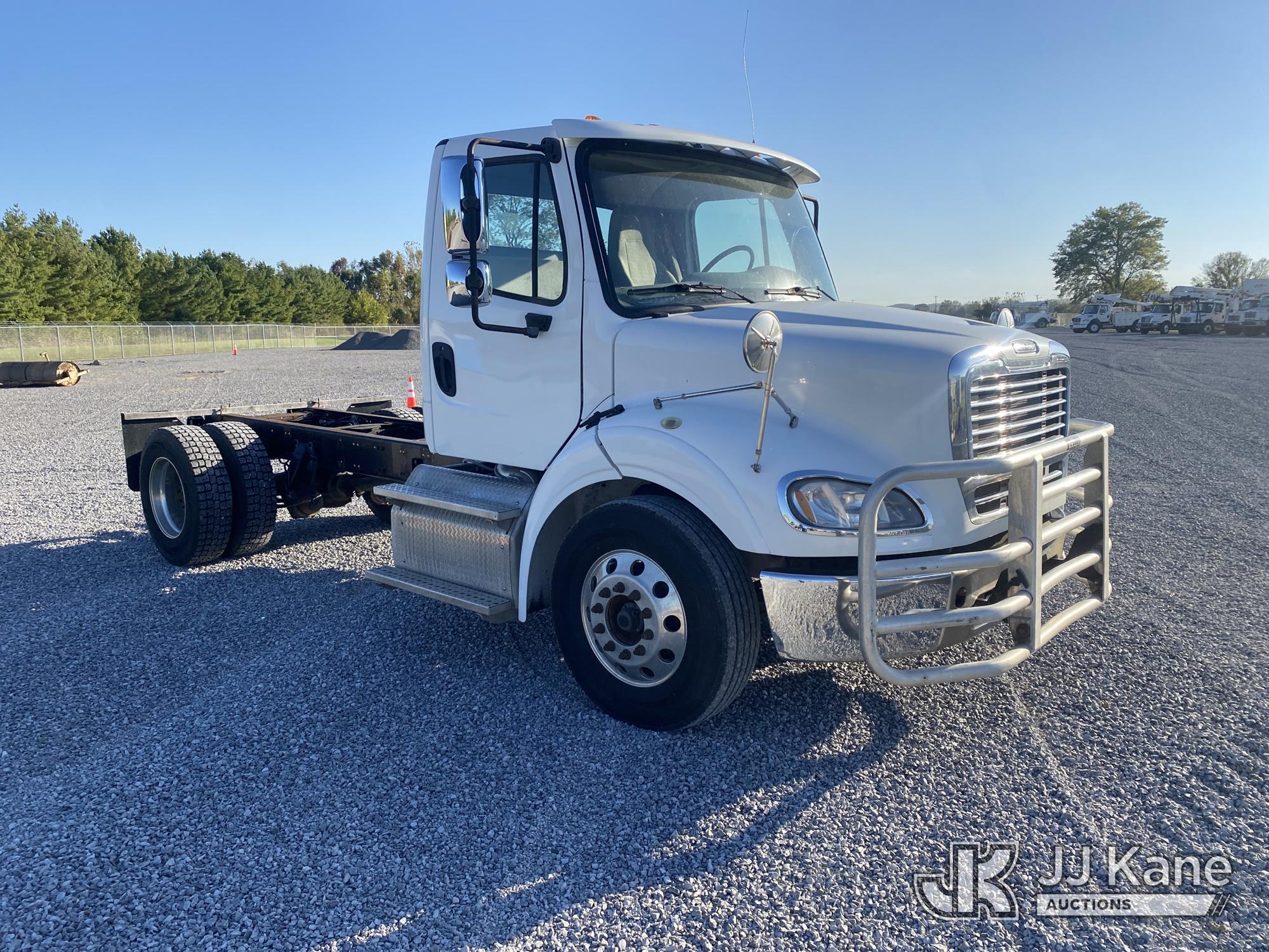 2013 Freightliner M2 112