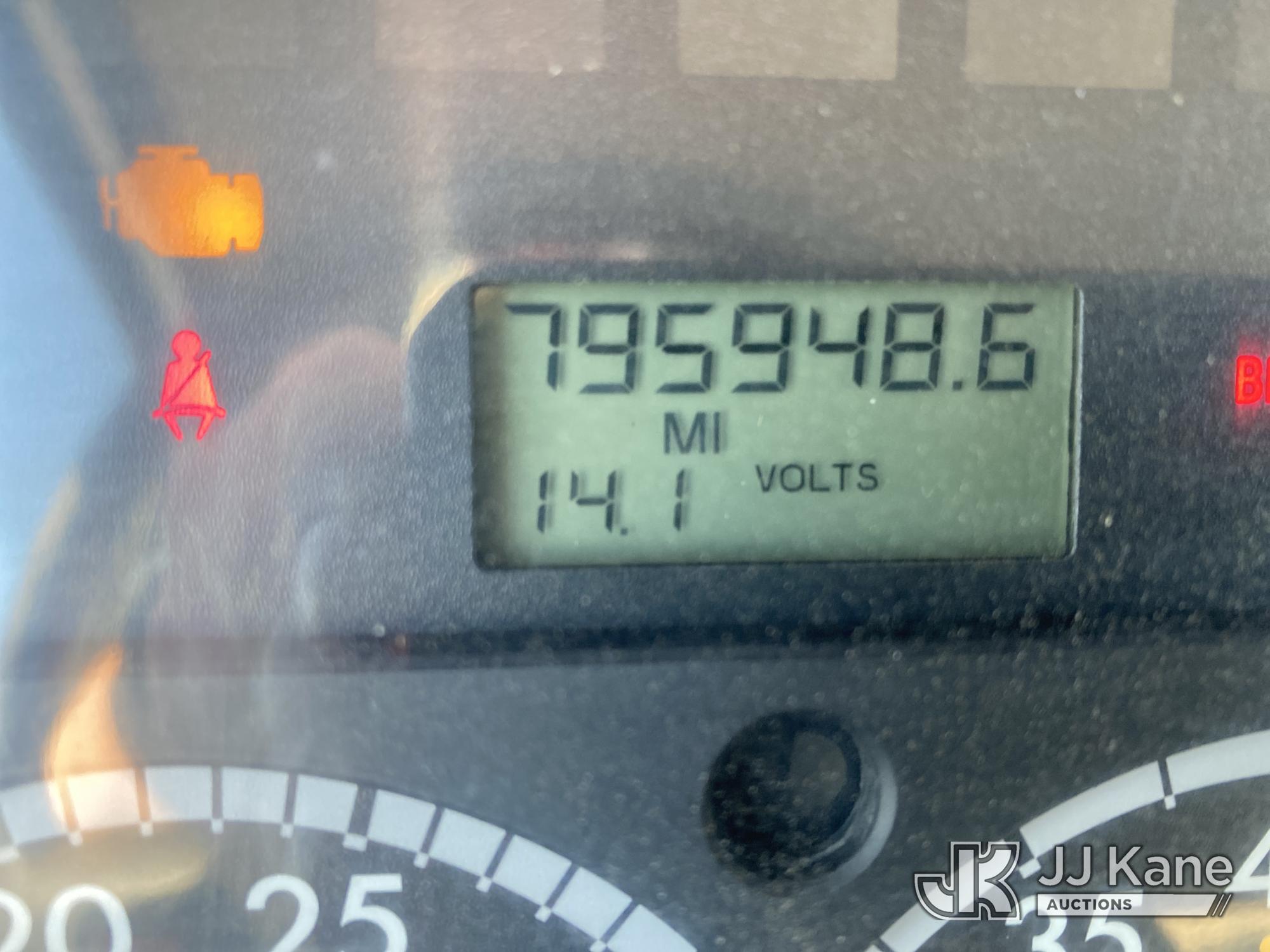 2013 Freightliner M2 112